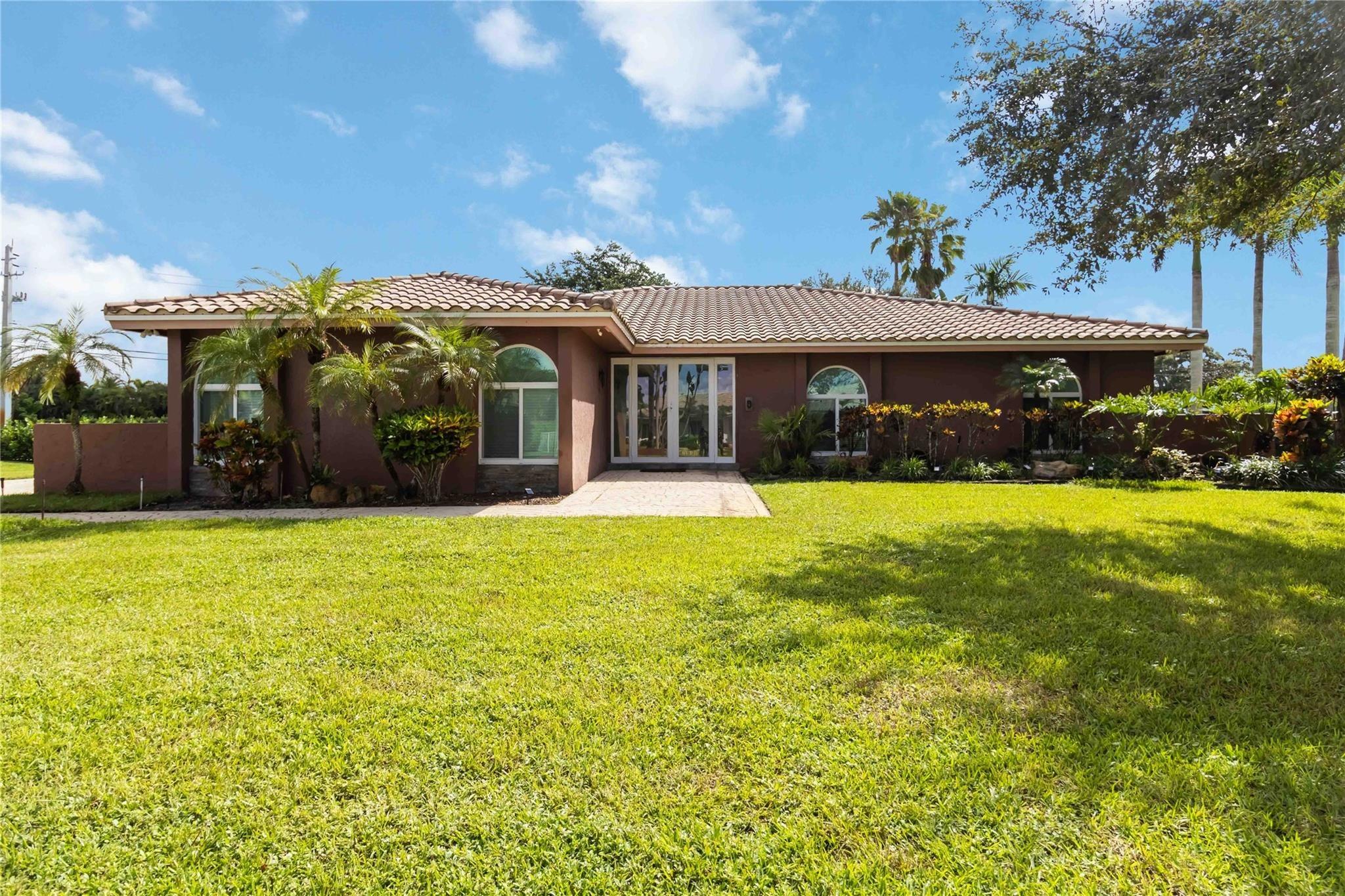 Sw 131st Ter, Davie, FL 33330