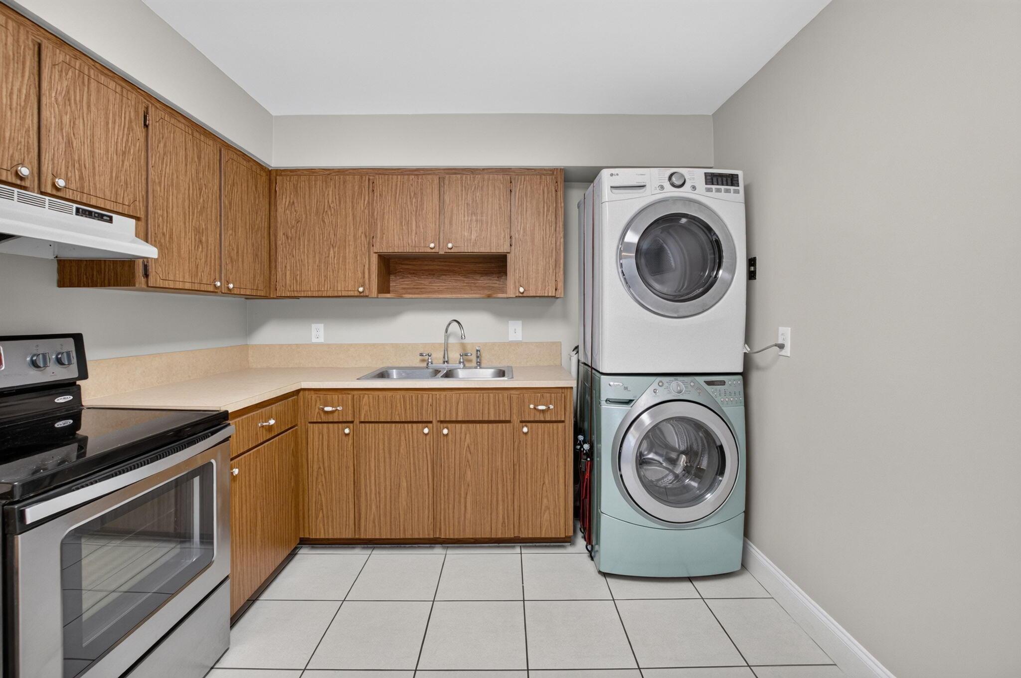 W Broward St, Lantana, FL 33462