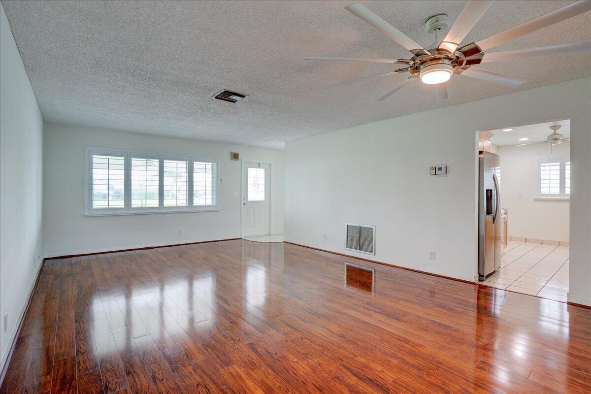 Sw 12th Ave, Boynton Beach, FL 33426