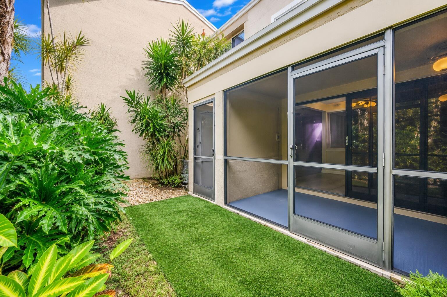Nw 13th St, Boca Raton, FL 33486