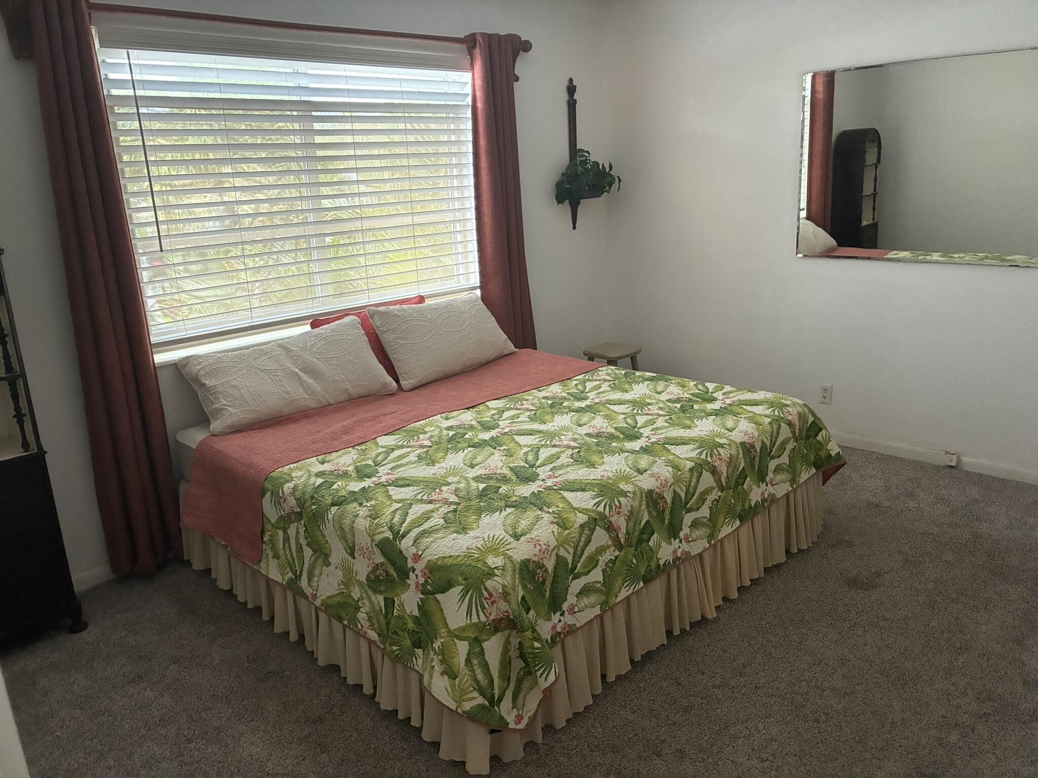 W Oakland Park Blvd, Wilton Manors, FL 33311