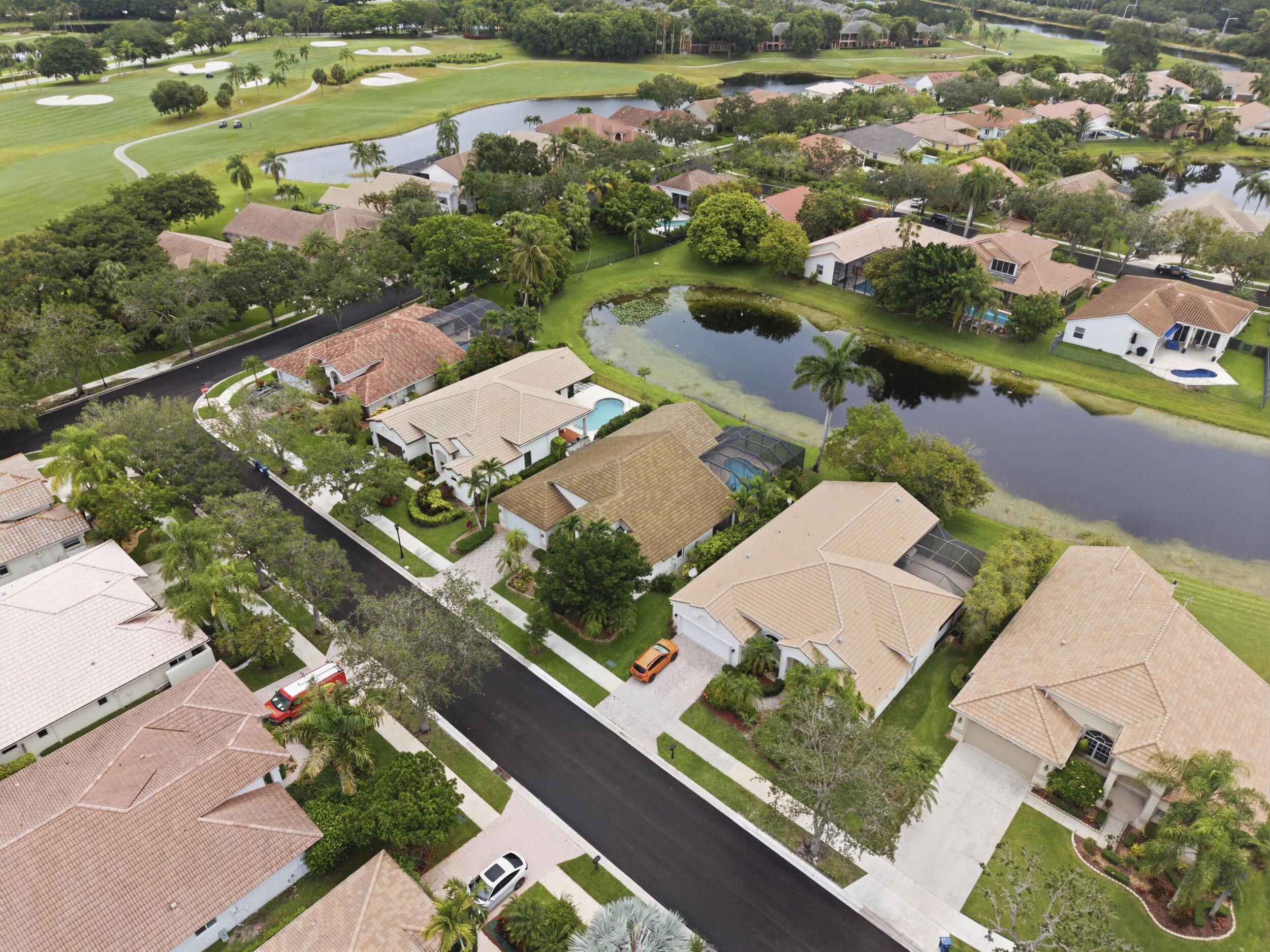 Miller Ct, Weston, FL 33332
