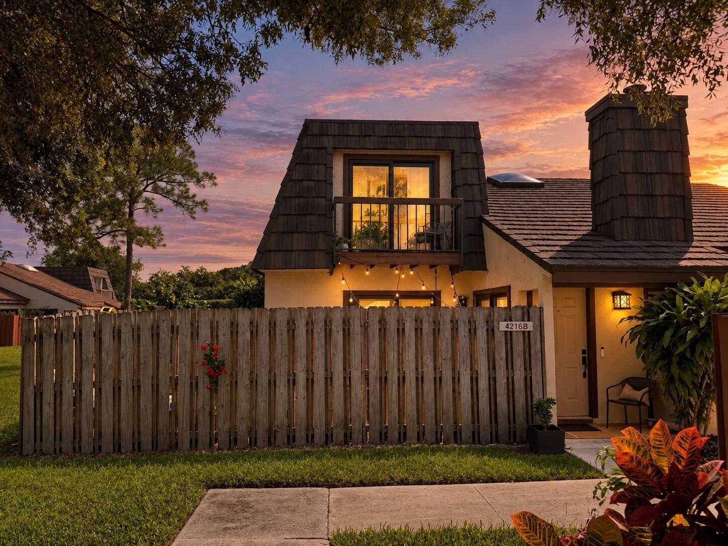 Palm Bay Cir, West Palm Beach, FL 33406