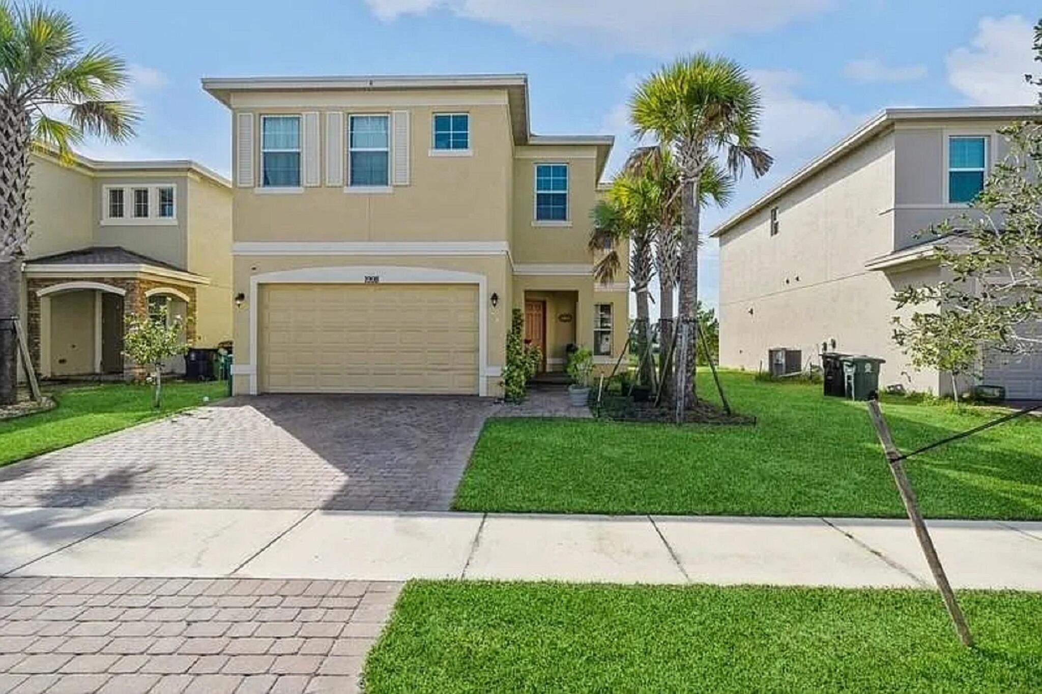 Nw Cataluna Cir, Port Saint Lucie, FL 34986