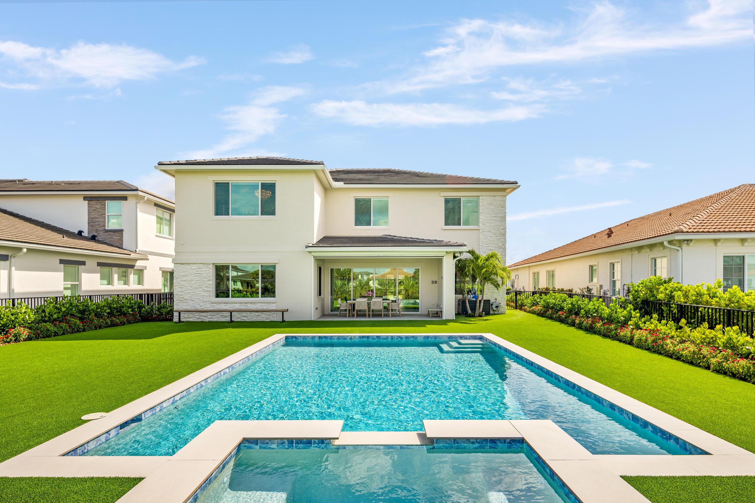 Waterstone Cir, Palm Beach Gardens, FL 33412