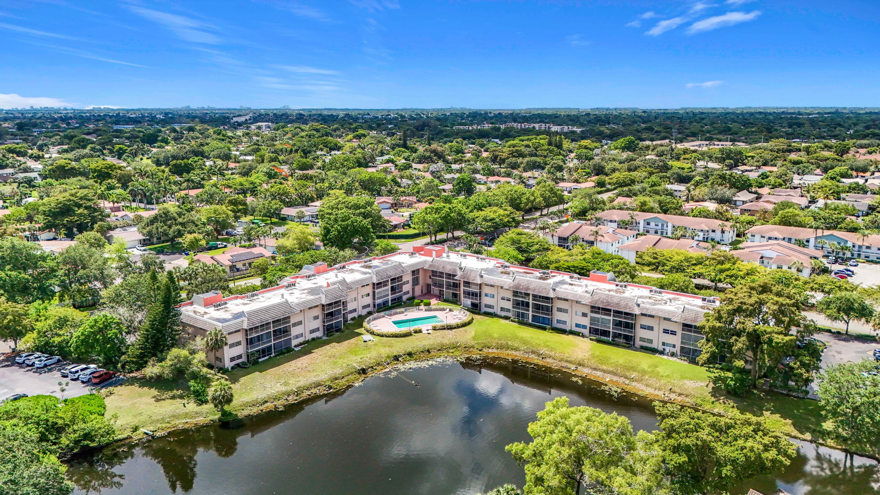 Forest Hills Blvd, Coral Springs, FL 33065
