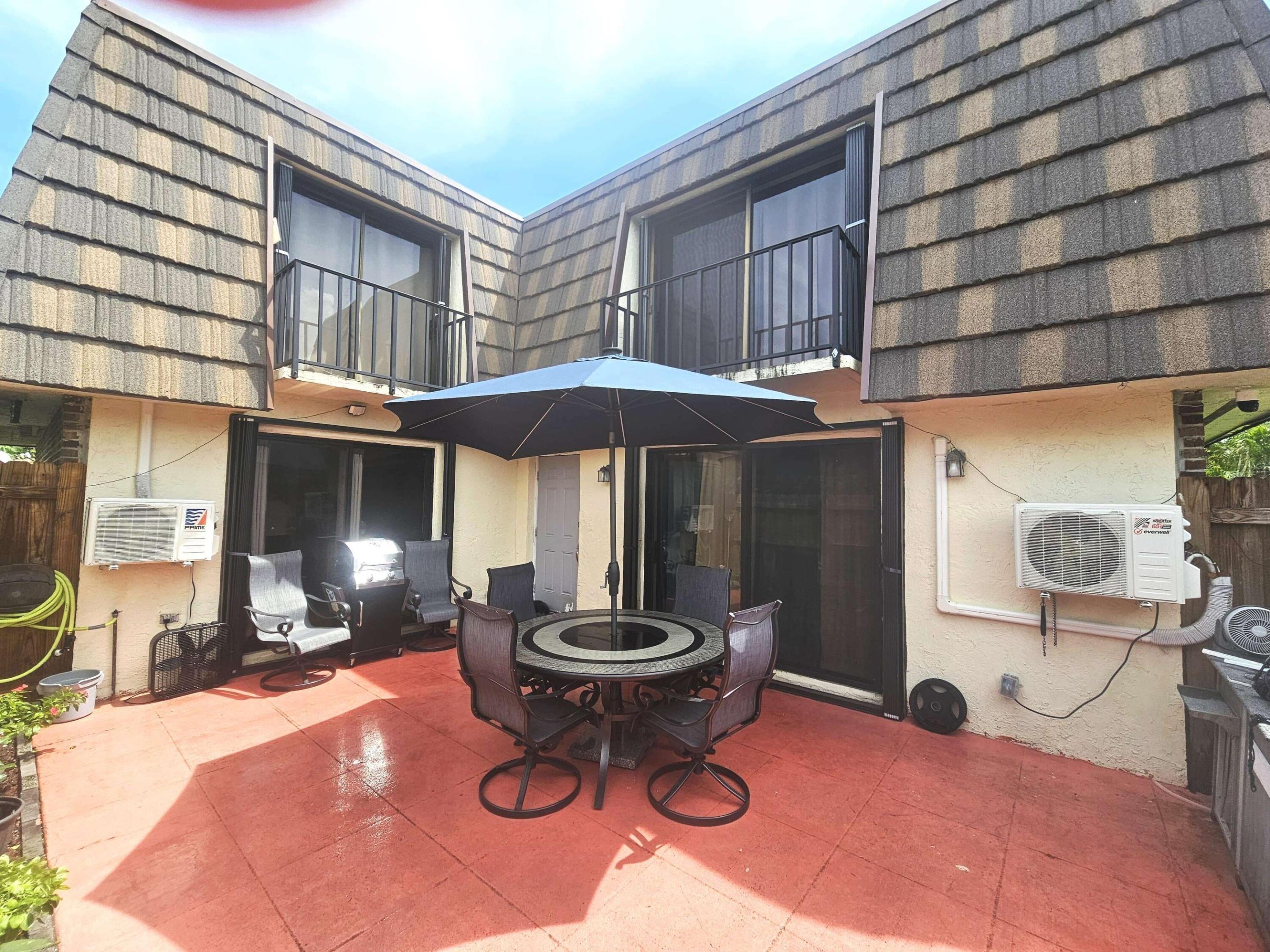 Forest Lakes Cir, West Palm Beach, FL 33406