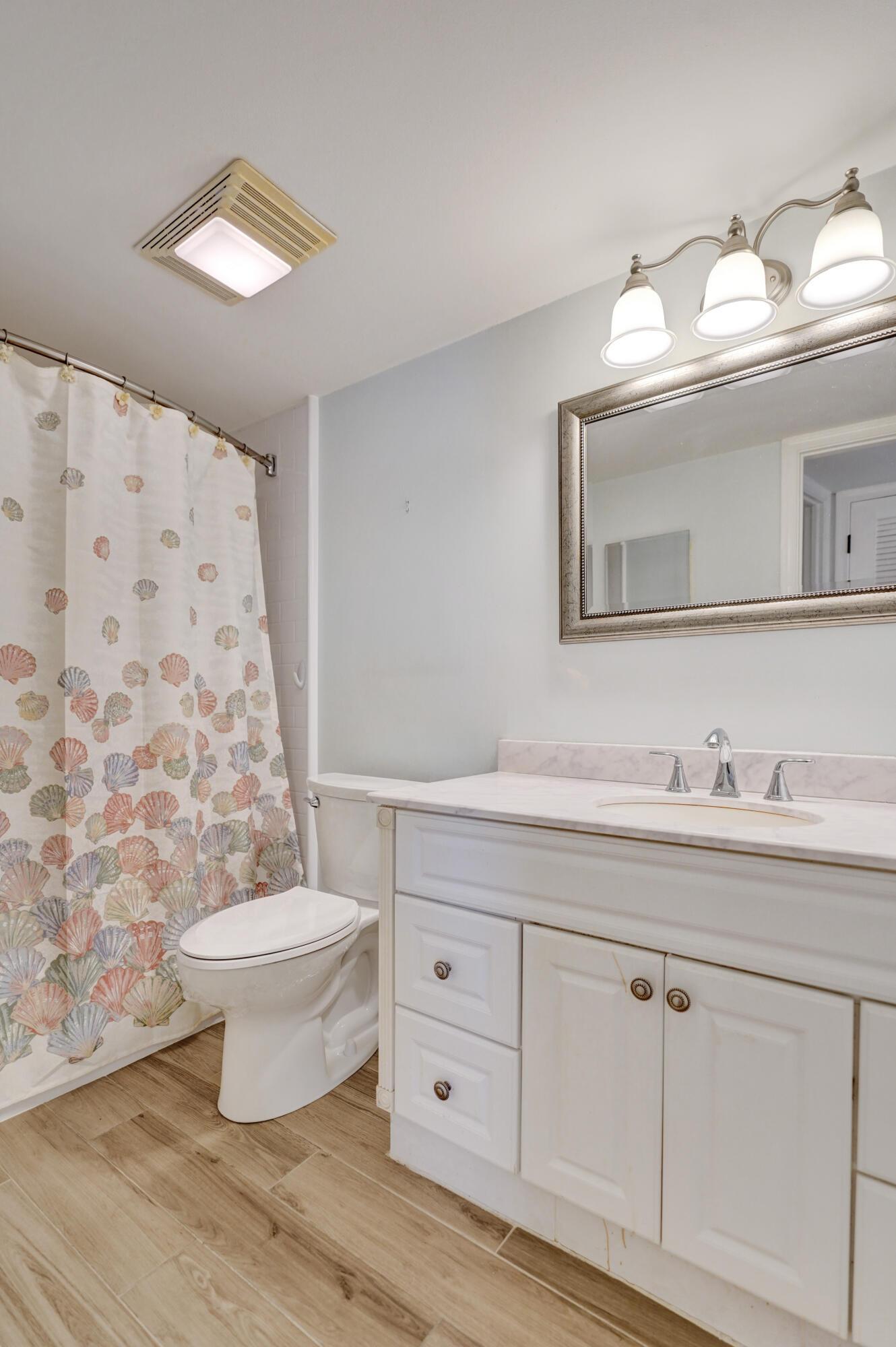 Ne 48th St, Fort Lauderdale, FL 33308