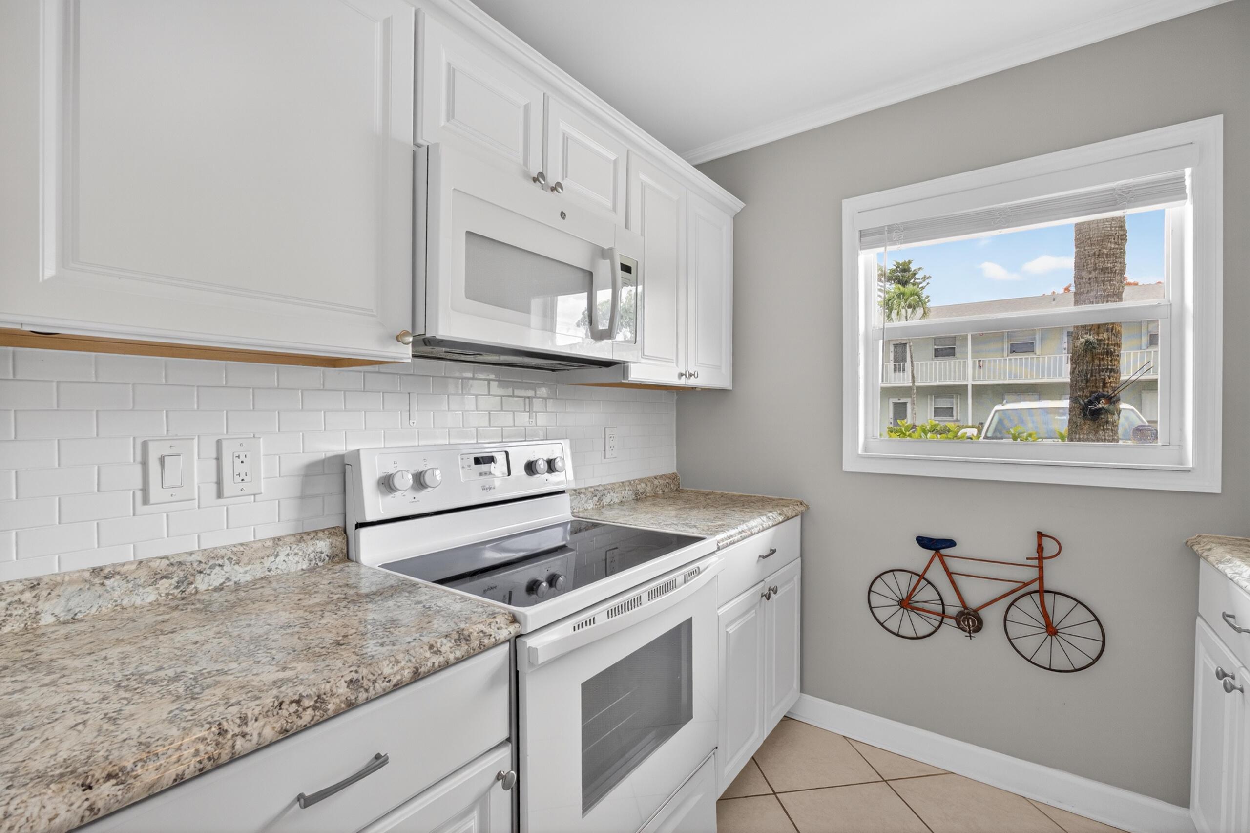 Sw 22nd Ave, Delray Beach, FL 33445