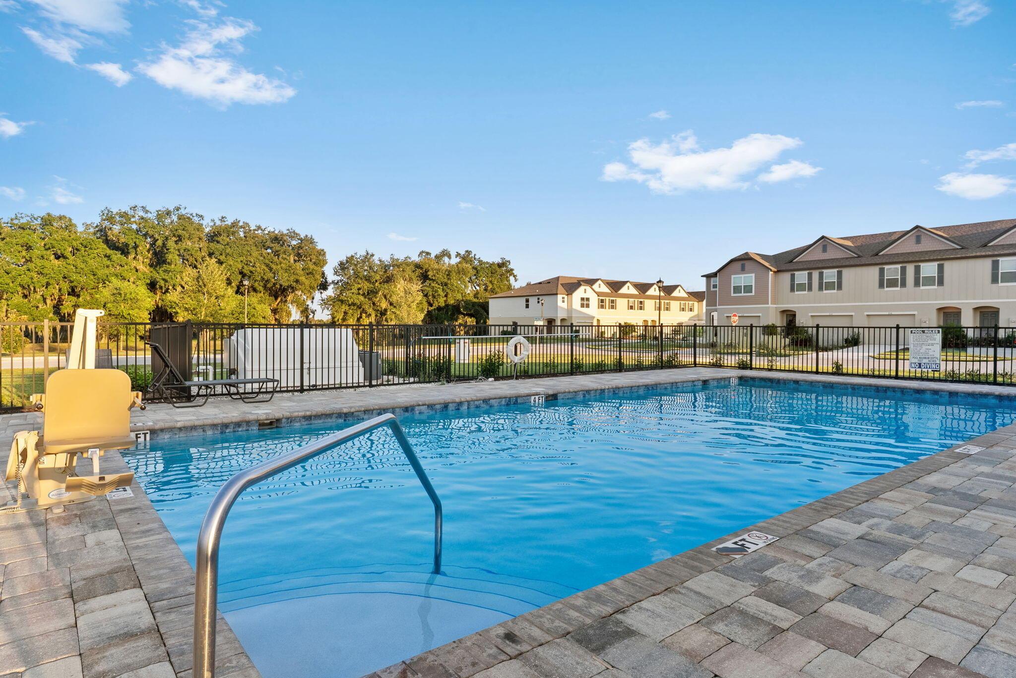 Collegiate Blvd, Lakeland, FL 33803