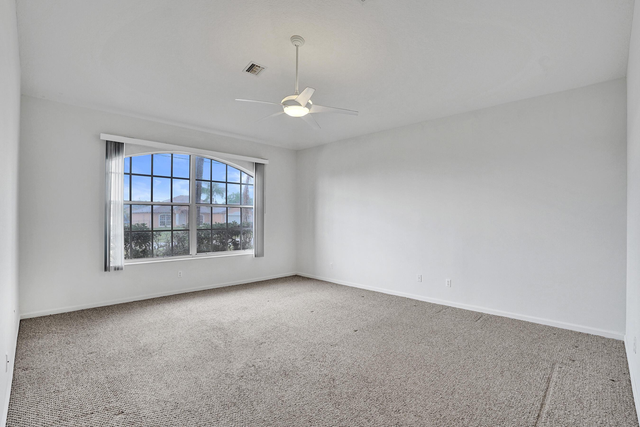 Nw Zenith Dr, Port Saint Lucie, FL 34986