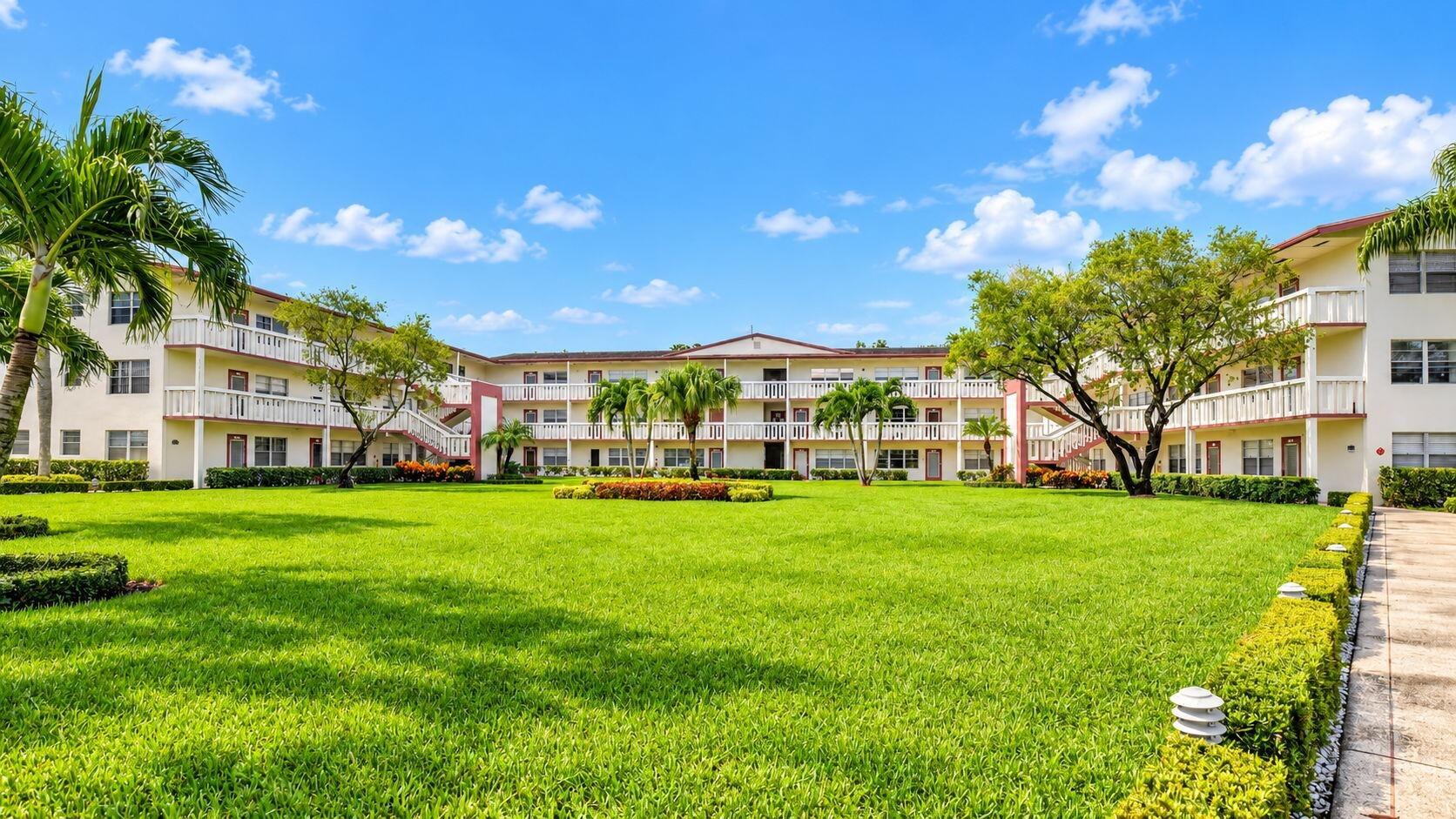 Fanshaw G, Boca Raton, FL 33434