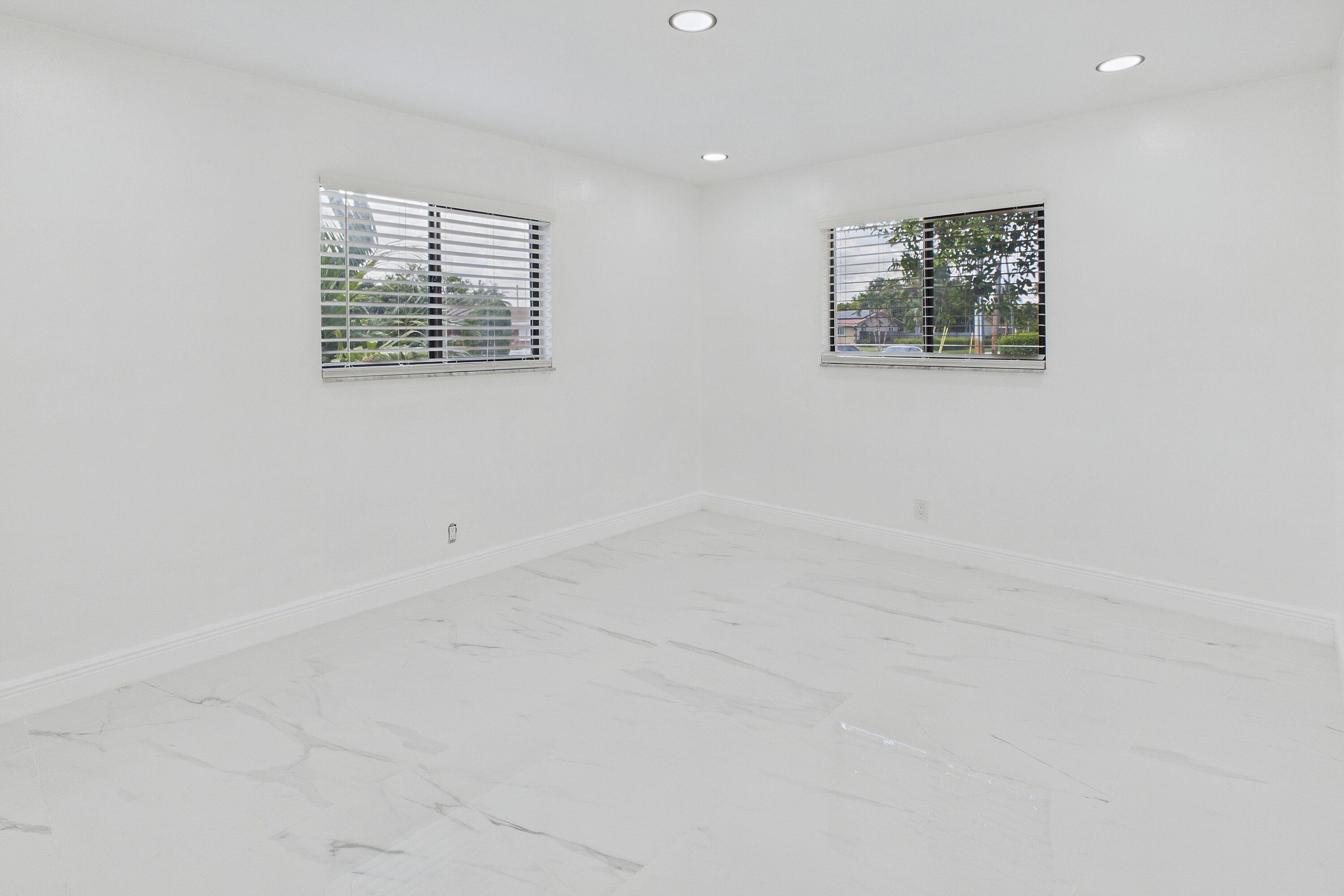 Nw 43rd Ave, Plantation, FL 33317