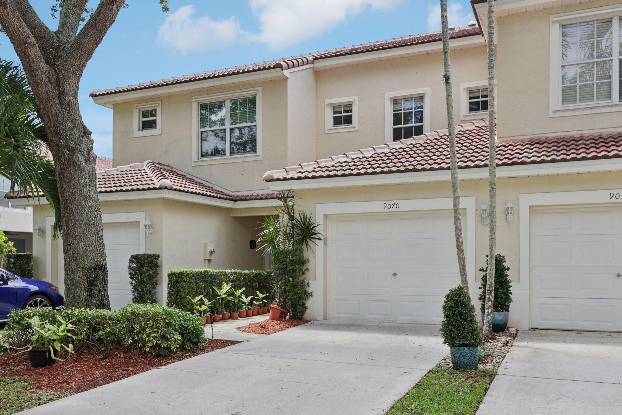 Tremezzo Ln, Boynton Beach, FL 33472