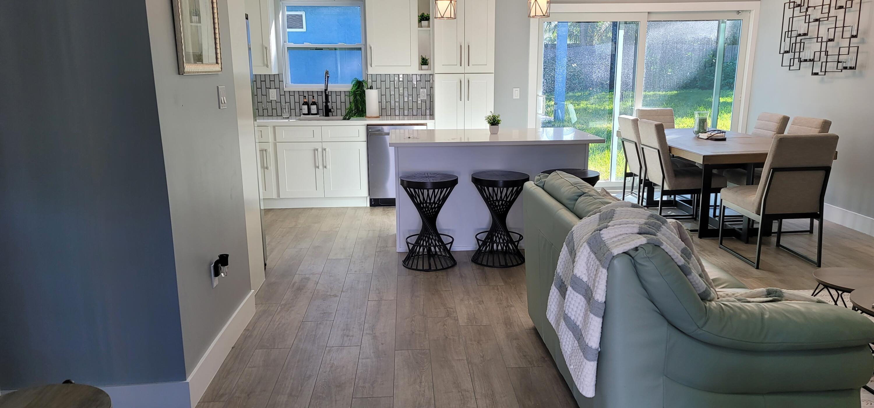 E Chandler Rd, West Palm Beach, FL 33406