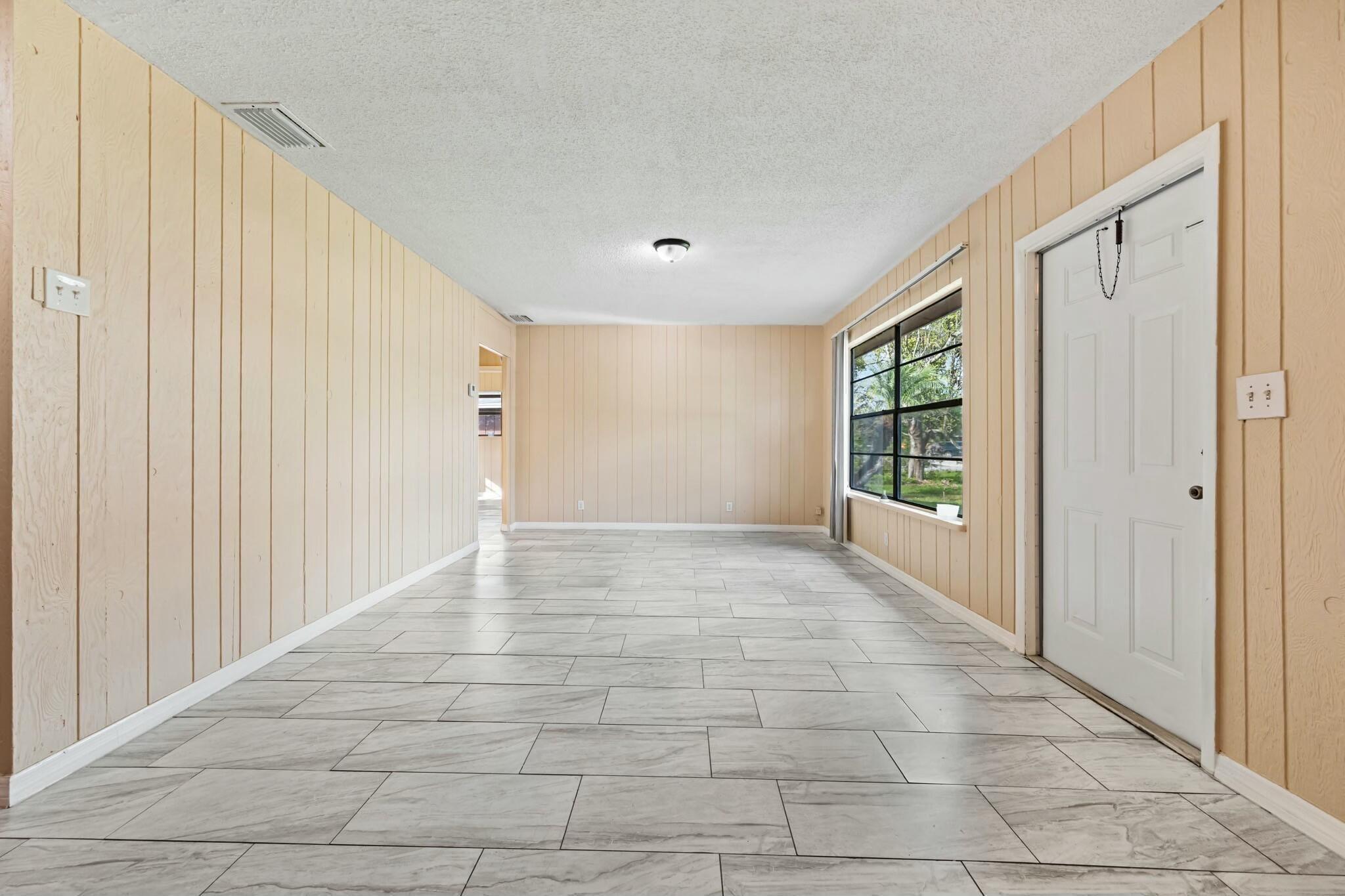 Ne 22nd St, Belle Glade, FL 33430