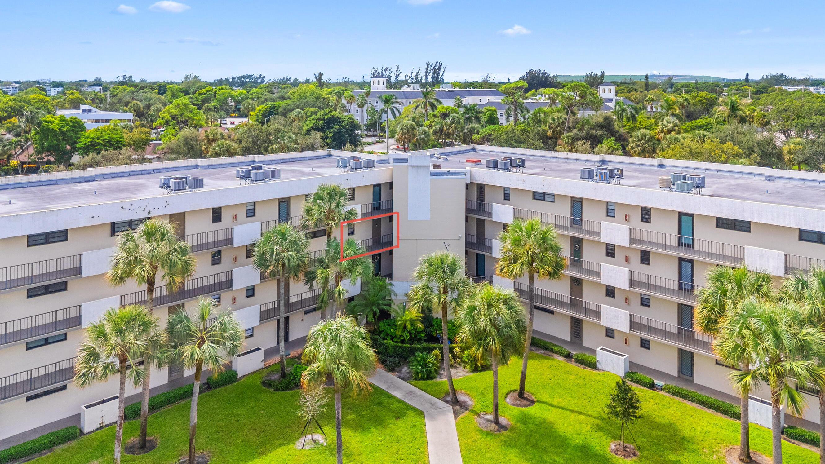 Deer Creek Country Club Blvd, Deerfield Beach, FL 33442