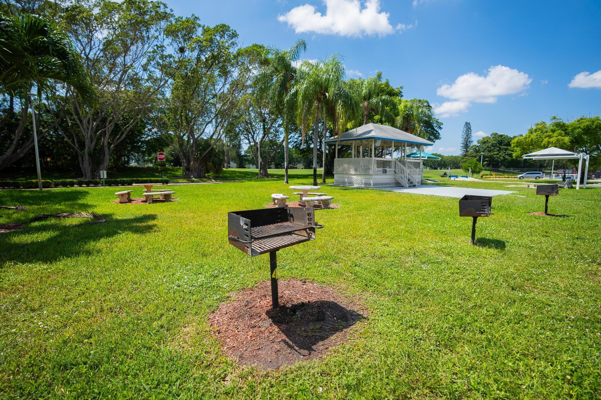 Prescott E, Deerfield Beach, FL 33442