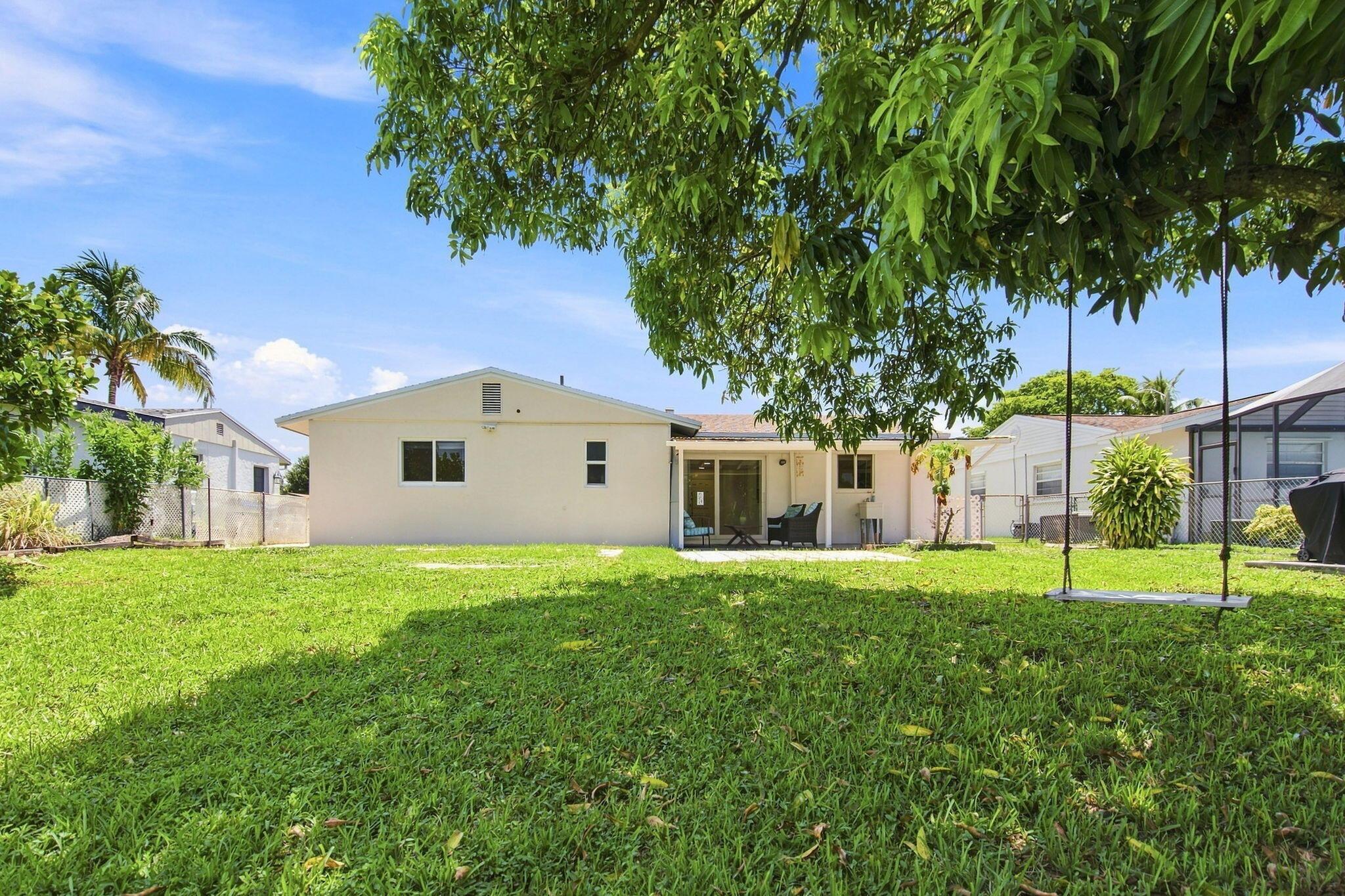 Sw 1st St, Margate, FL 33068