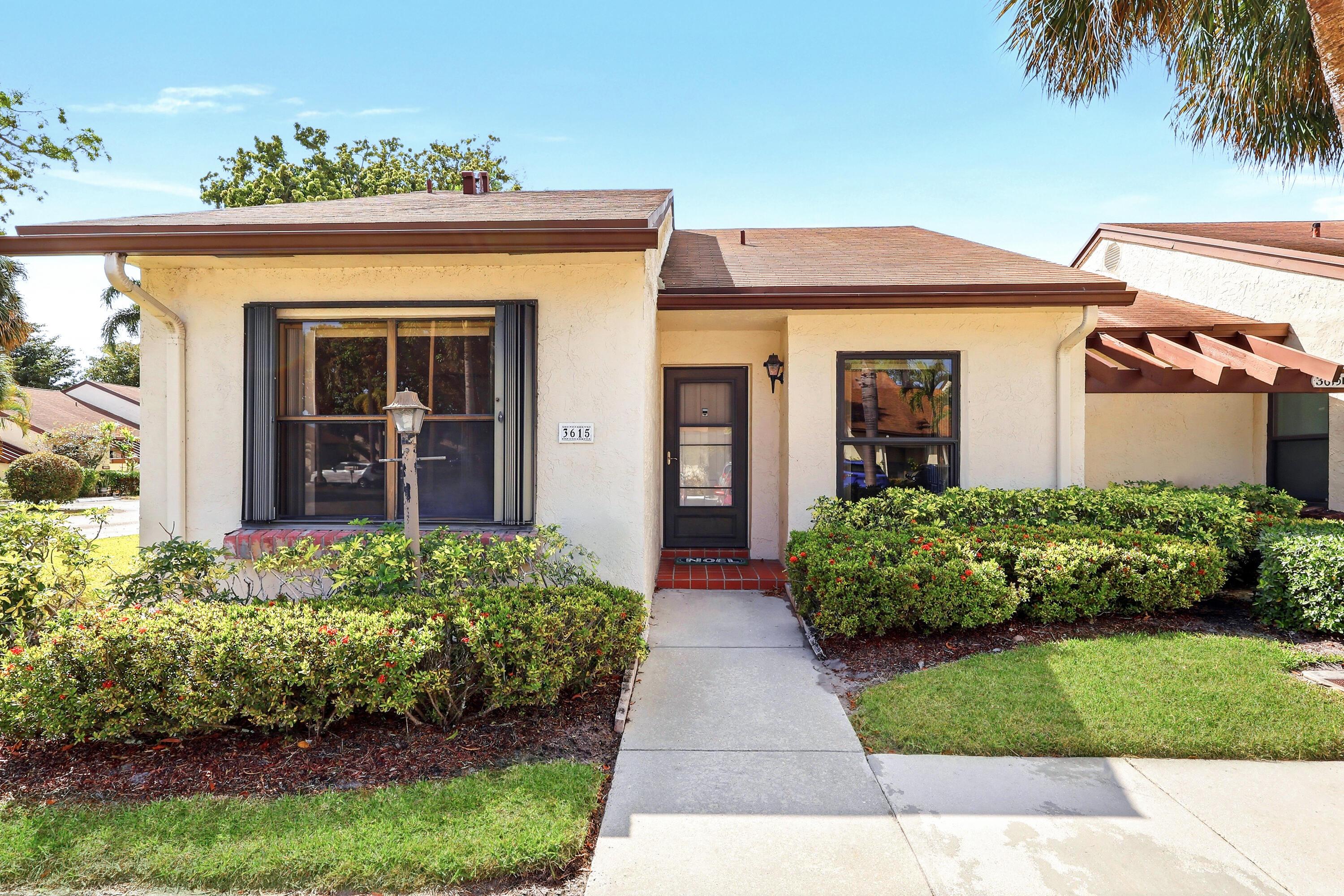 Crab Apple Trl, Lake Worth, FL 33467