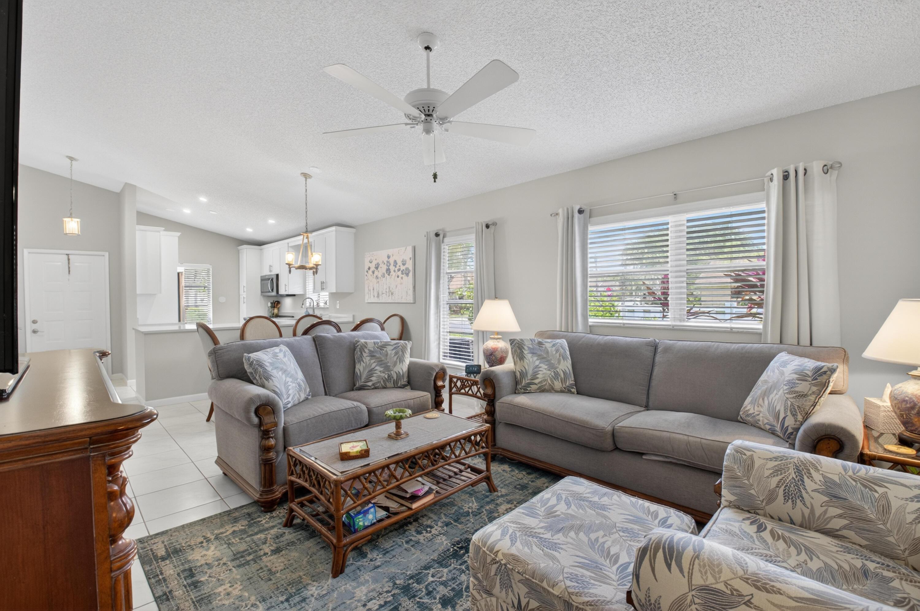 Springtree Rd, Boca Raton, FL 33496