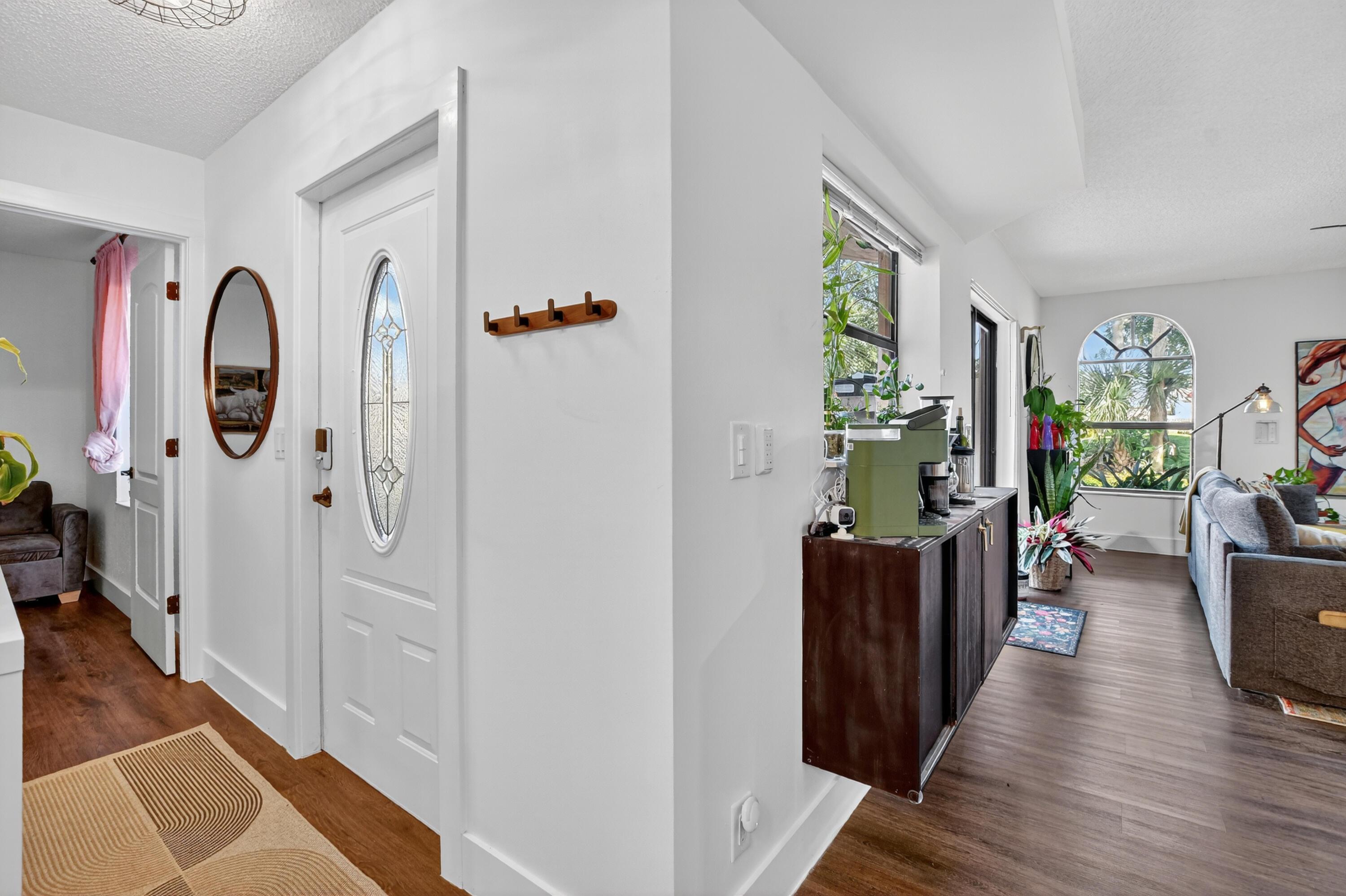 Village Dr, Delray Beach, FL 33445