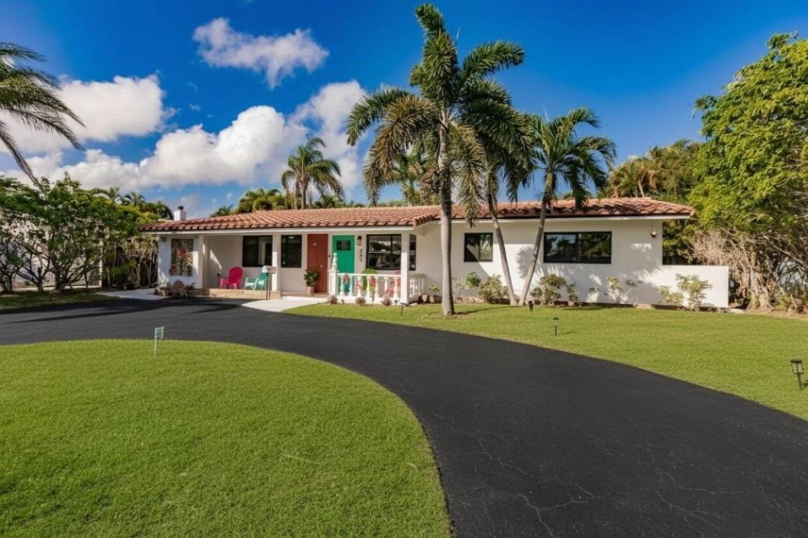N Tradewinds Ave, Lauderdale By The Sea, FL 33308