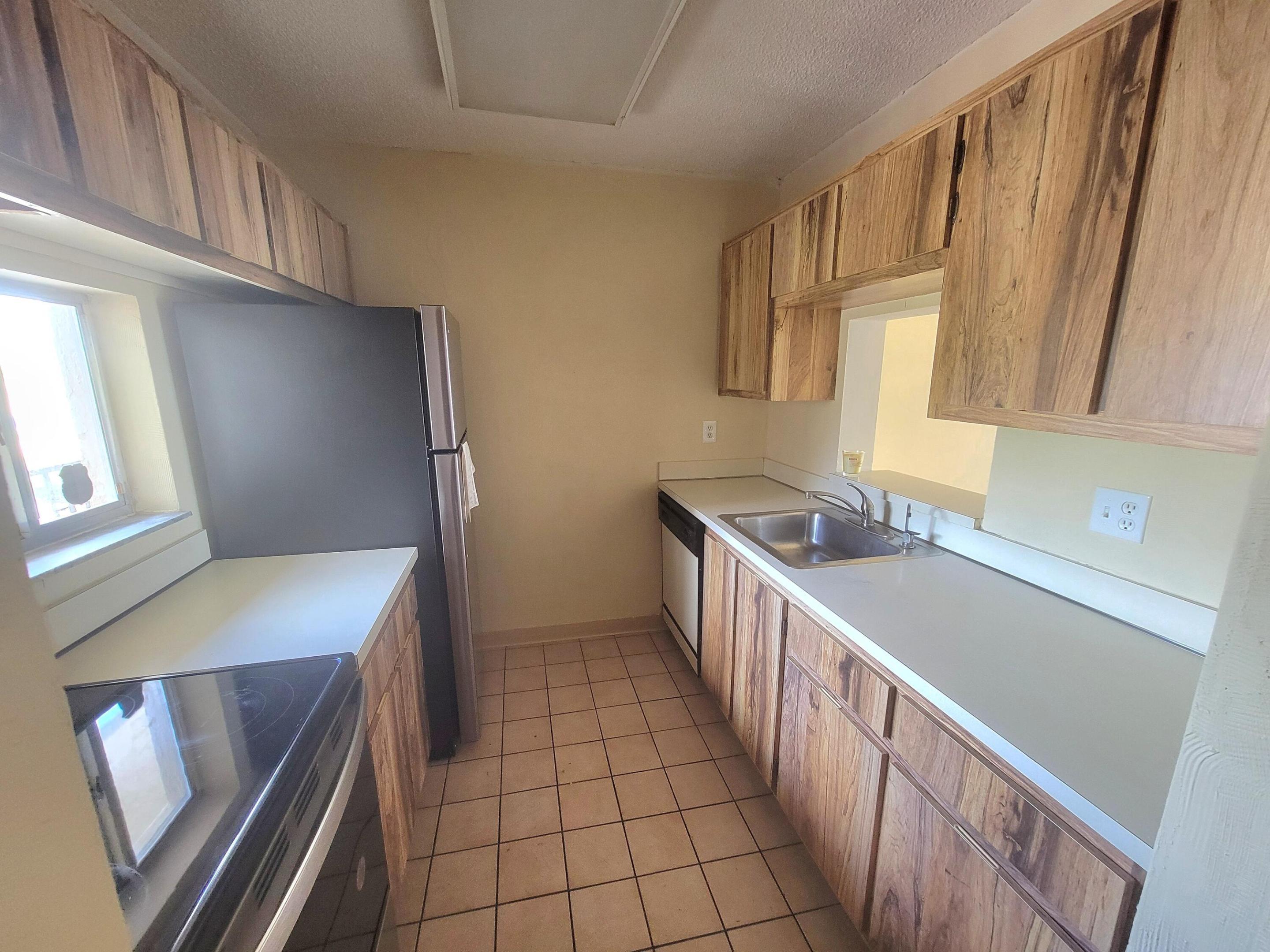 Nw 50th St, Lauderhill, FL 33351