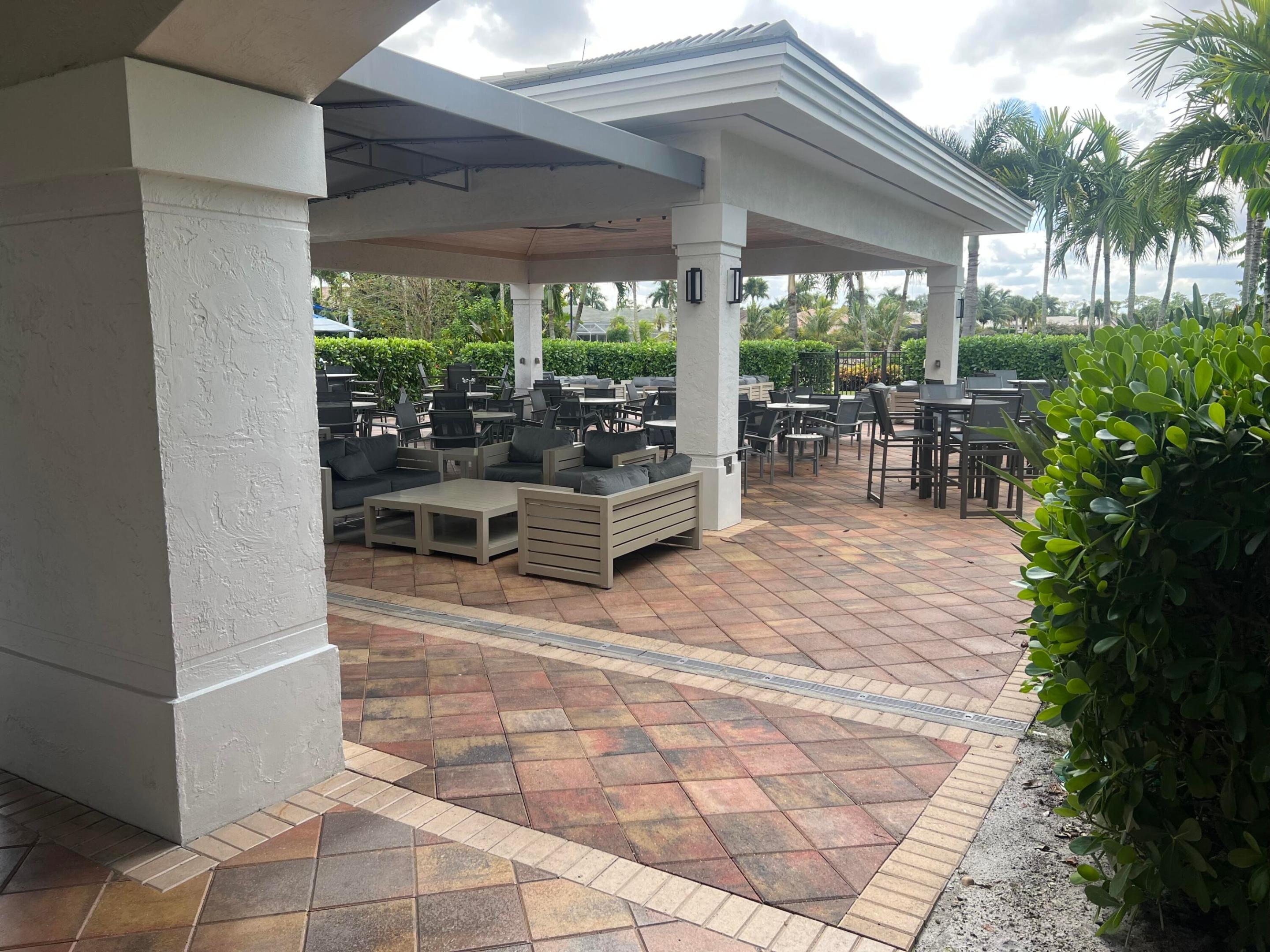 Carlton Golf Dr, Lake Worth, FL 33449