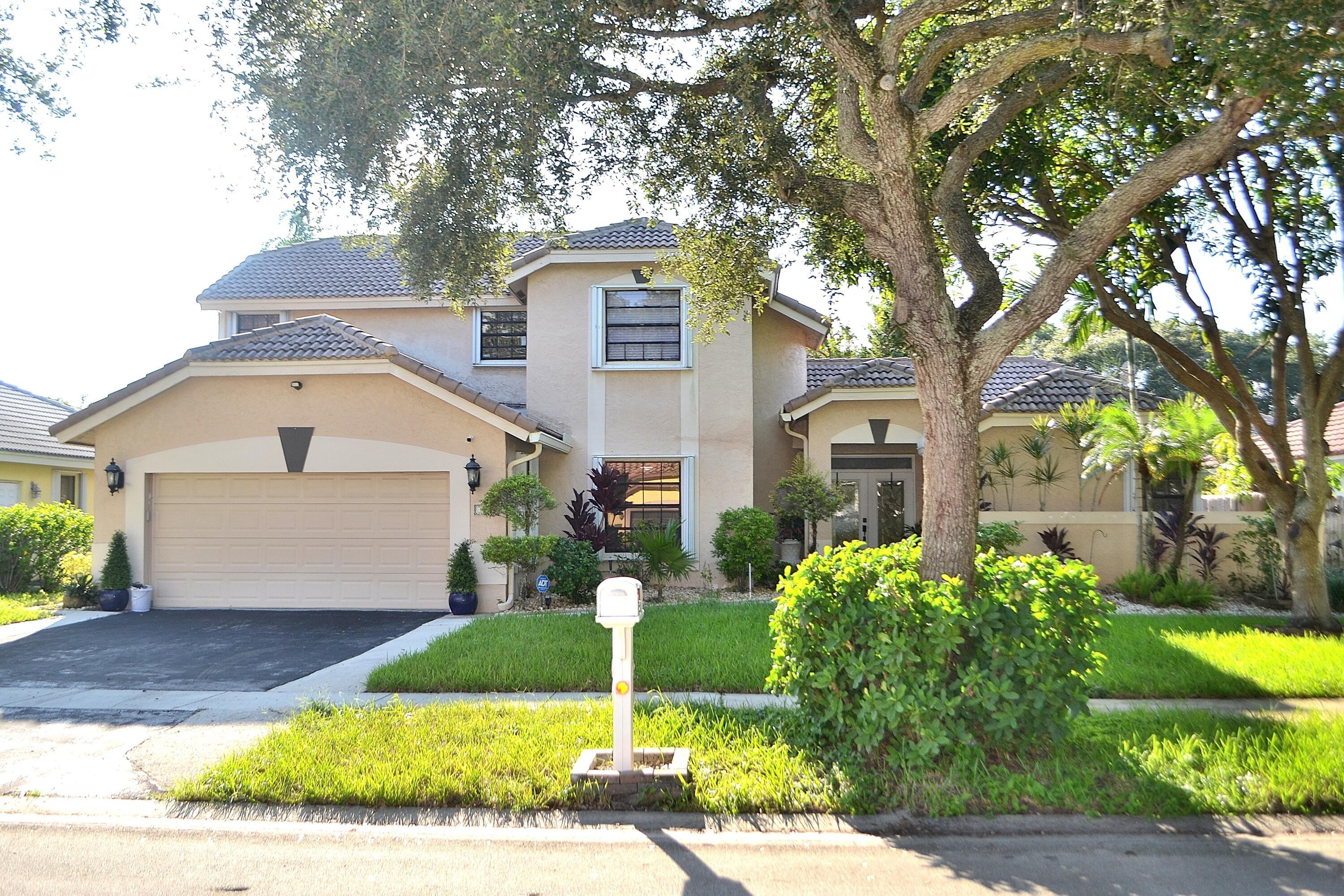 Nw 106th Ter, Plantation, FL 33322