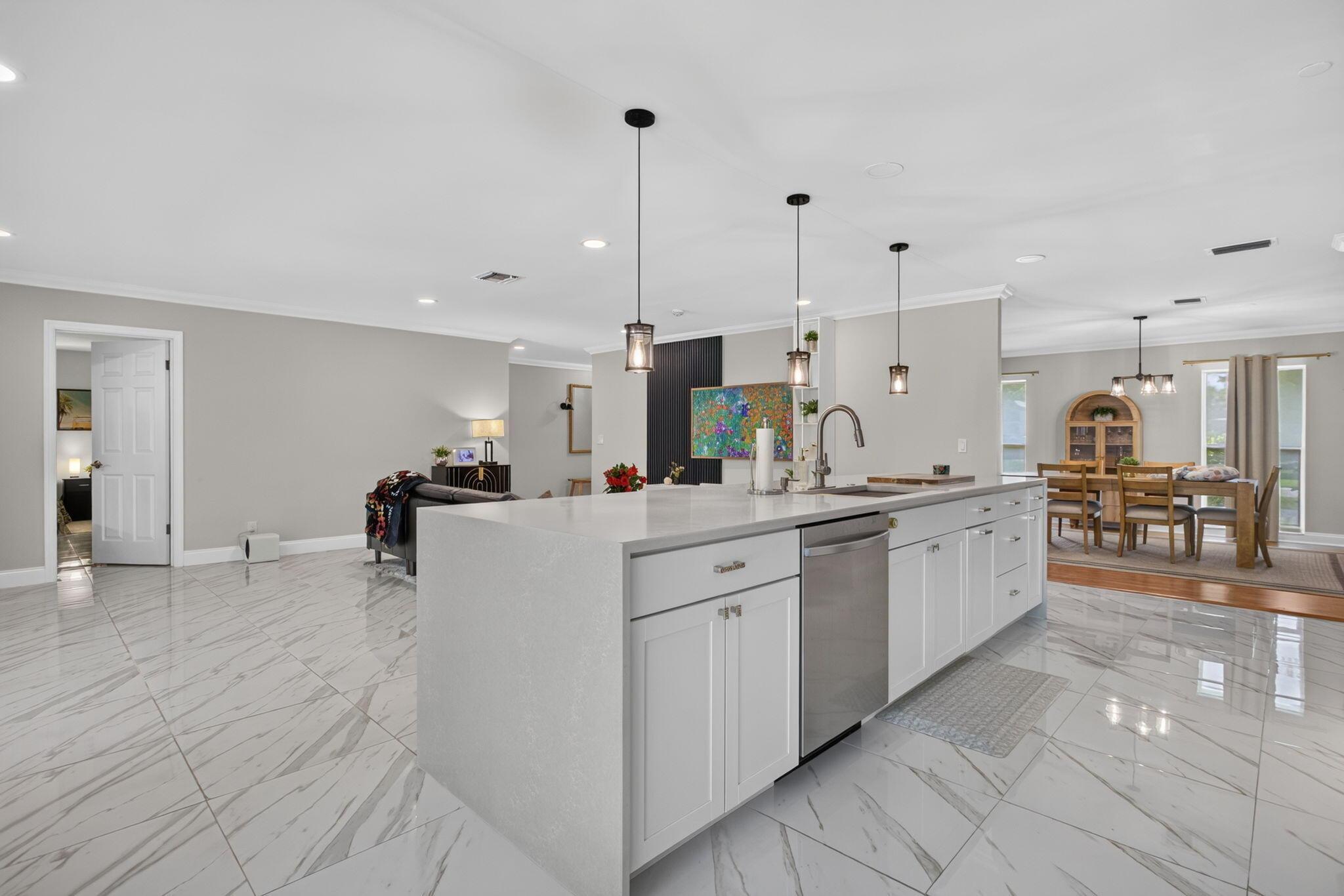 Nw 105th Ter, Coral Springs, FL 33065