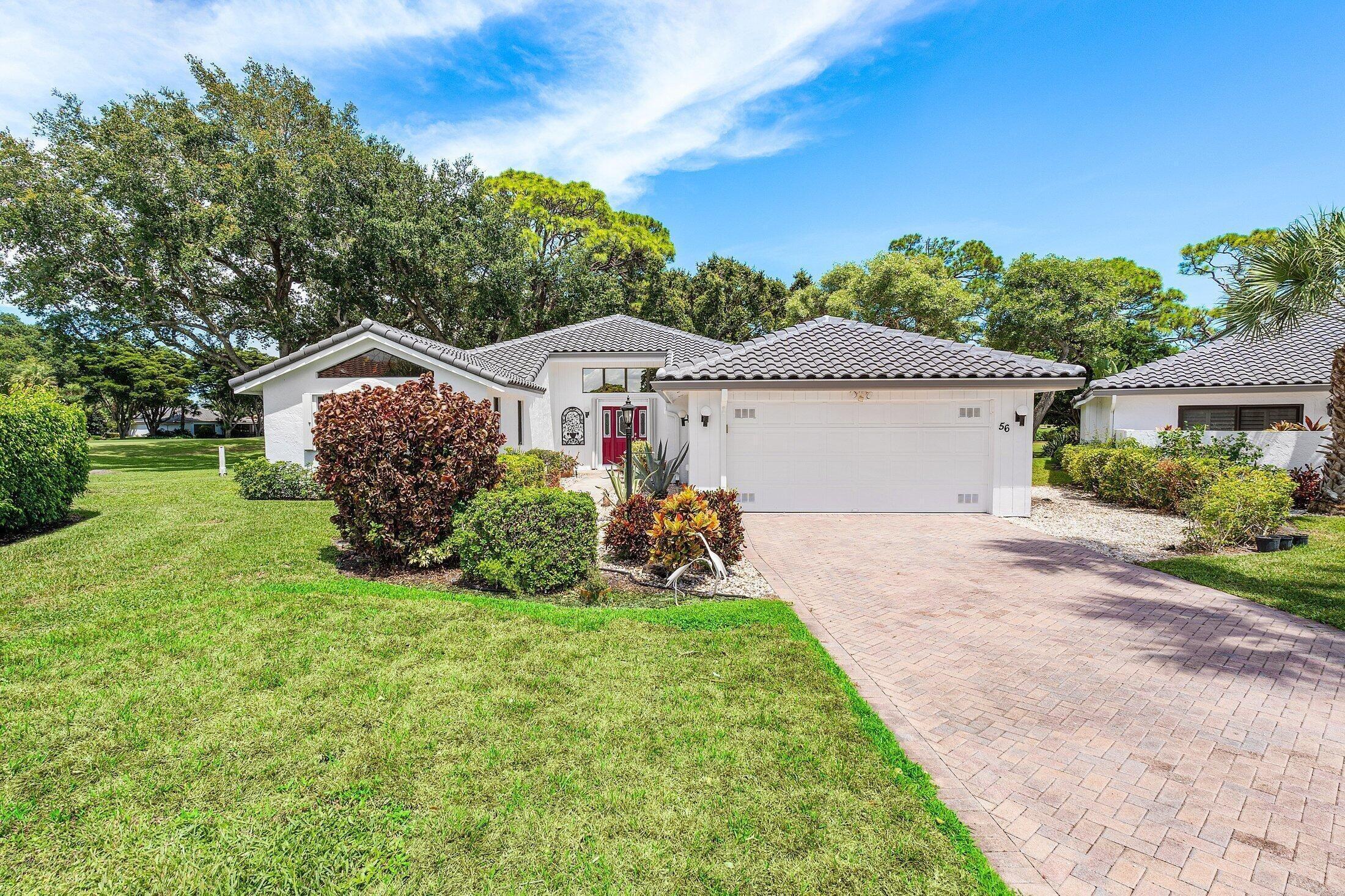 Woods Ln, Boynton Beach, FL 33436