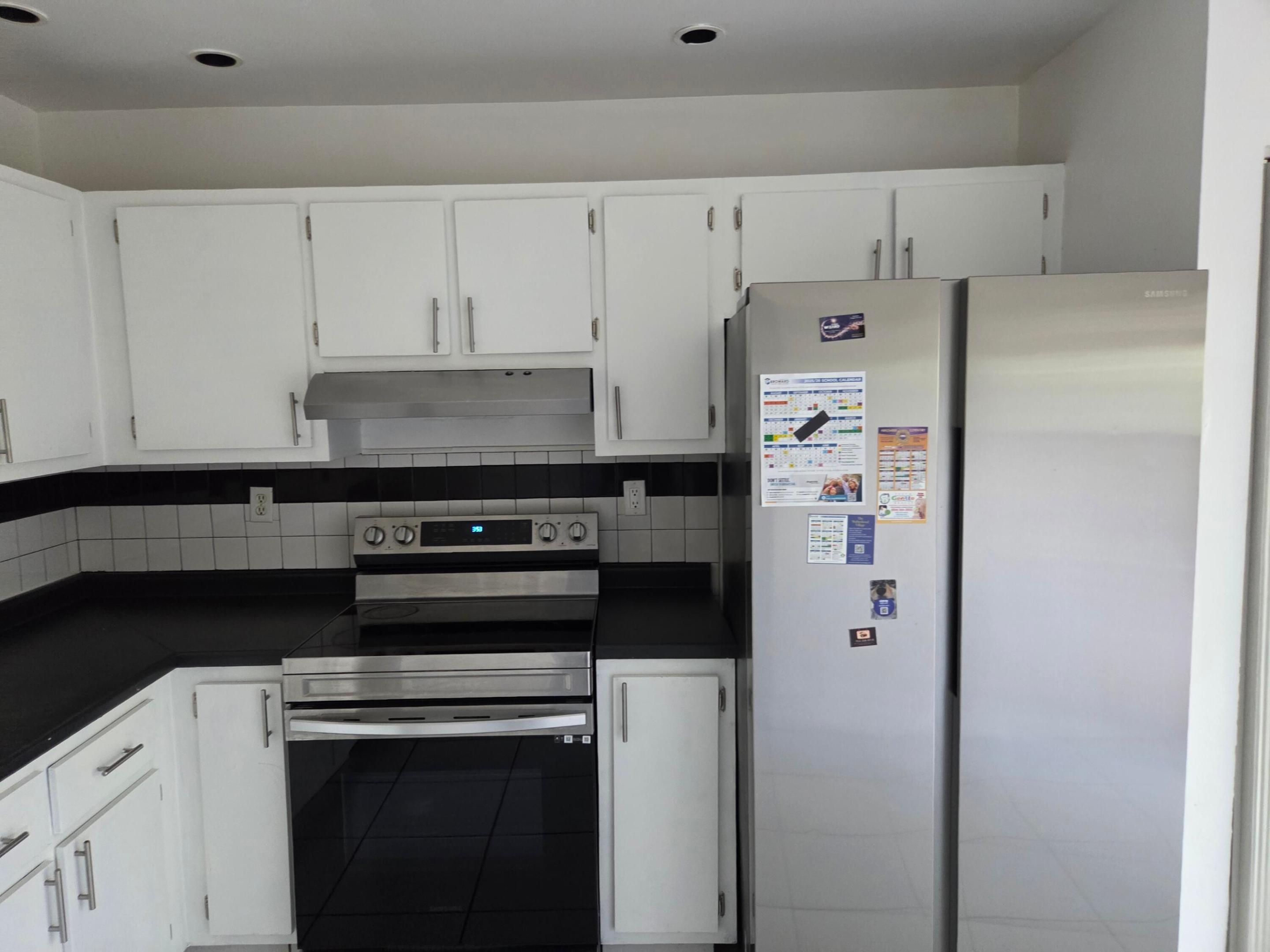 Kimberly Blvd, North Lauderdale, FL 33068