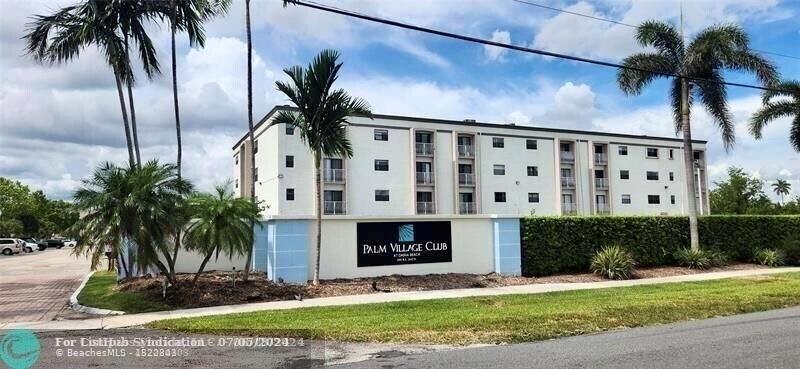 Ne 2nd St, Dania, FL 33004