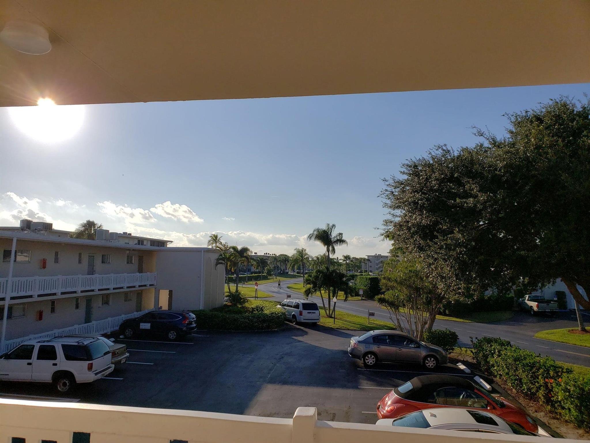 Garden Dr S, Lake Worth, FL 33461