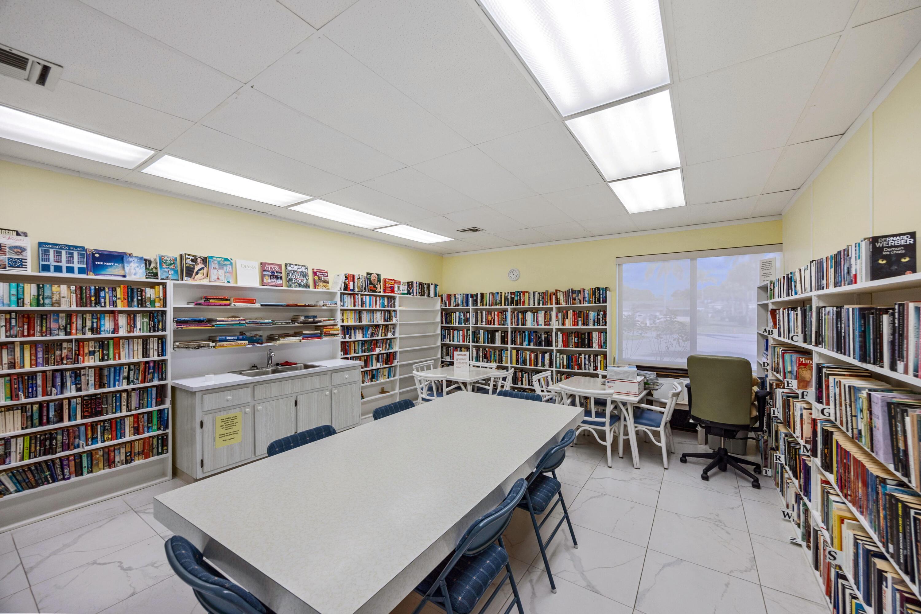 Dudley Dr E, West Palm Beach, FL 33415