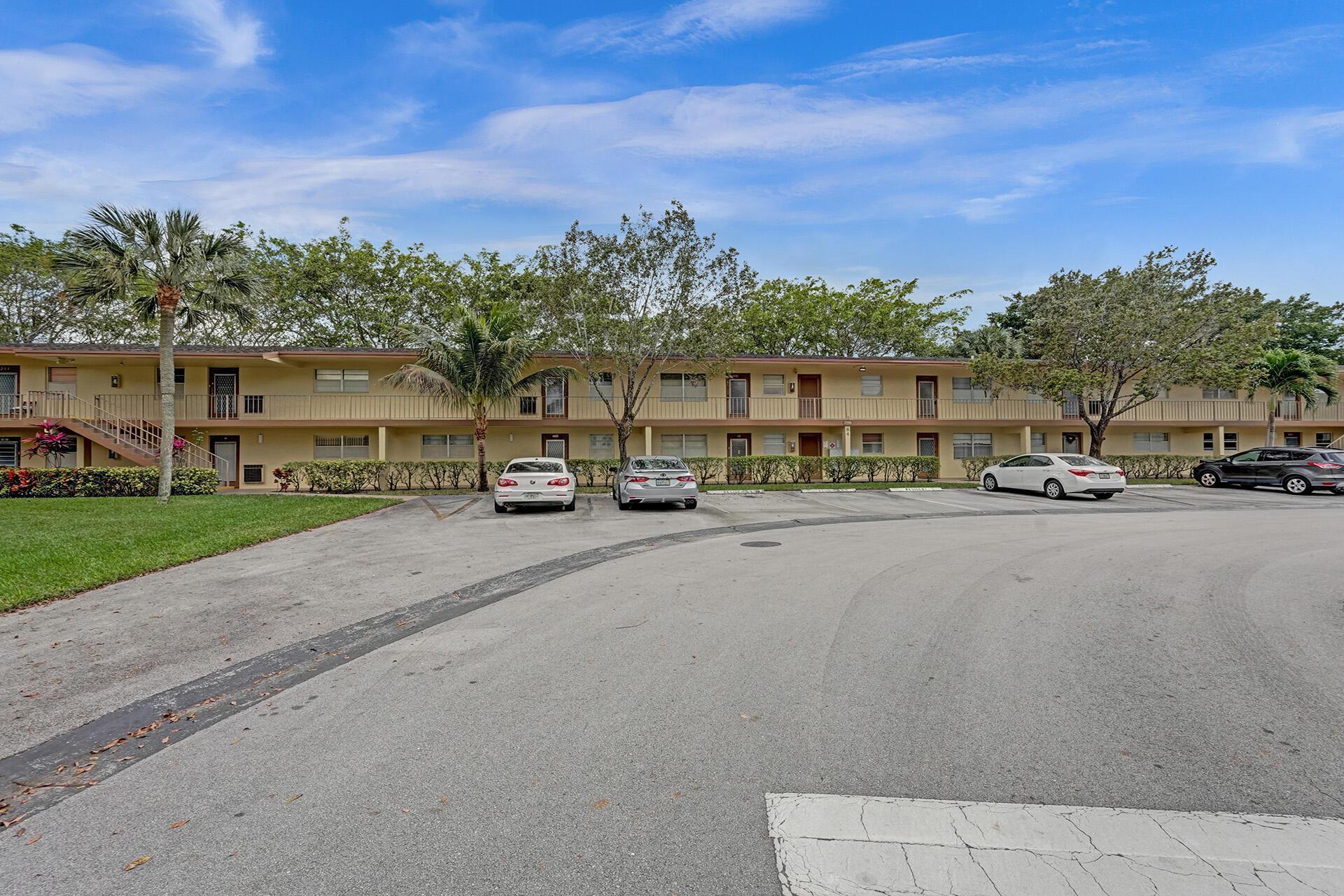 Nw 76th Ave, Margate, FL 33063