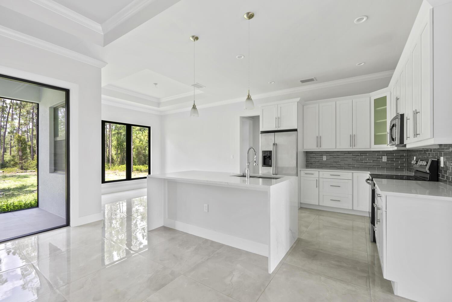 22nd Ave Ne, Naples, FL 34120