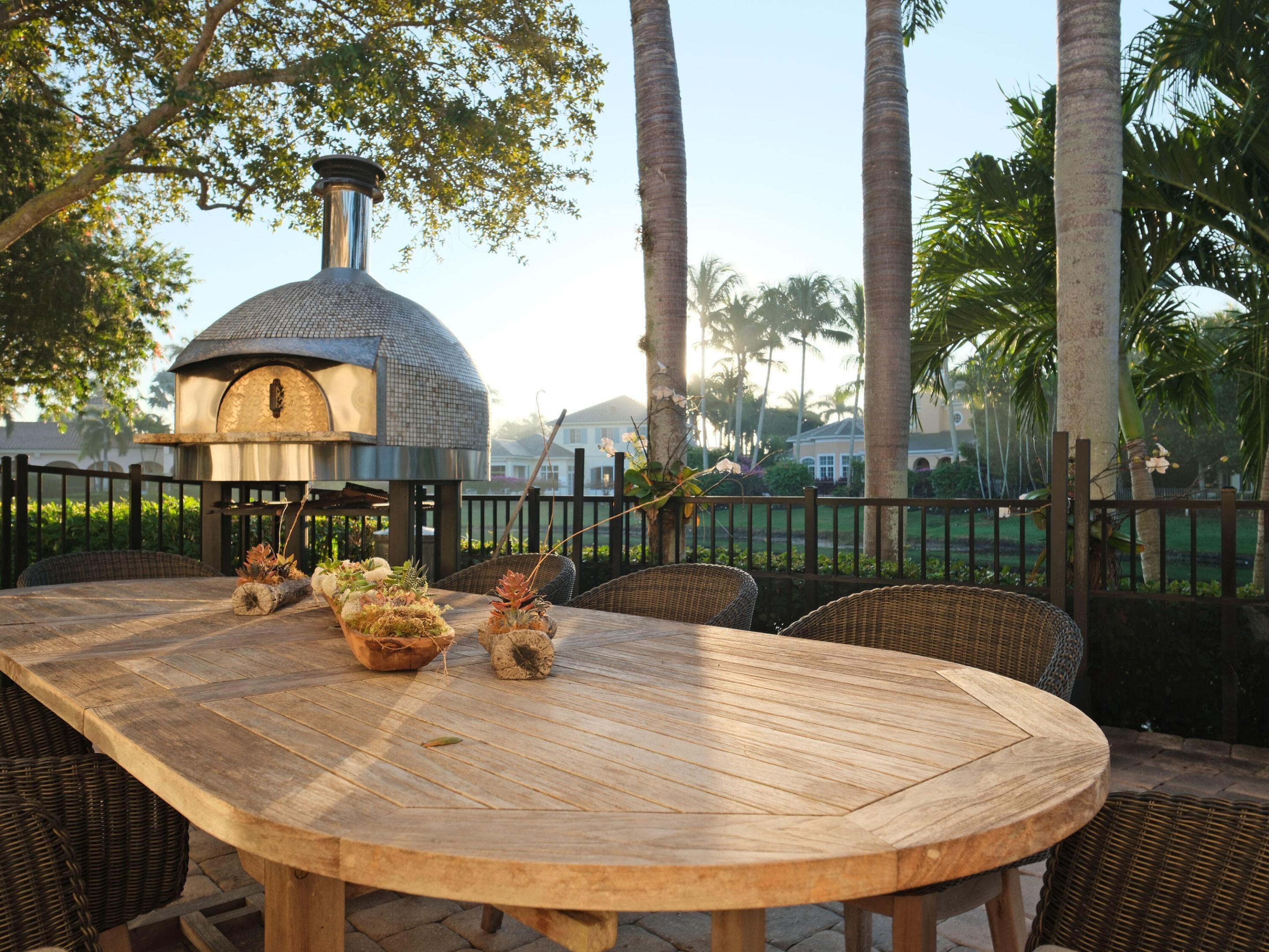 Mizner Lake Ct, Wellington, FL 33414