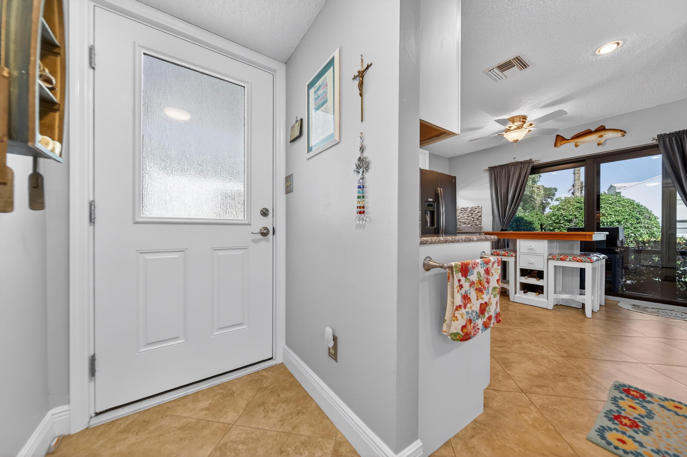 Se Centerboard Ln, Stuart, FL 34997