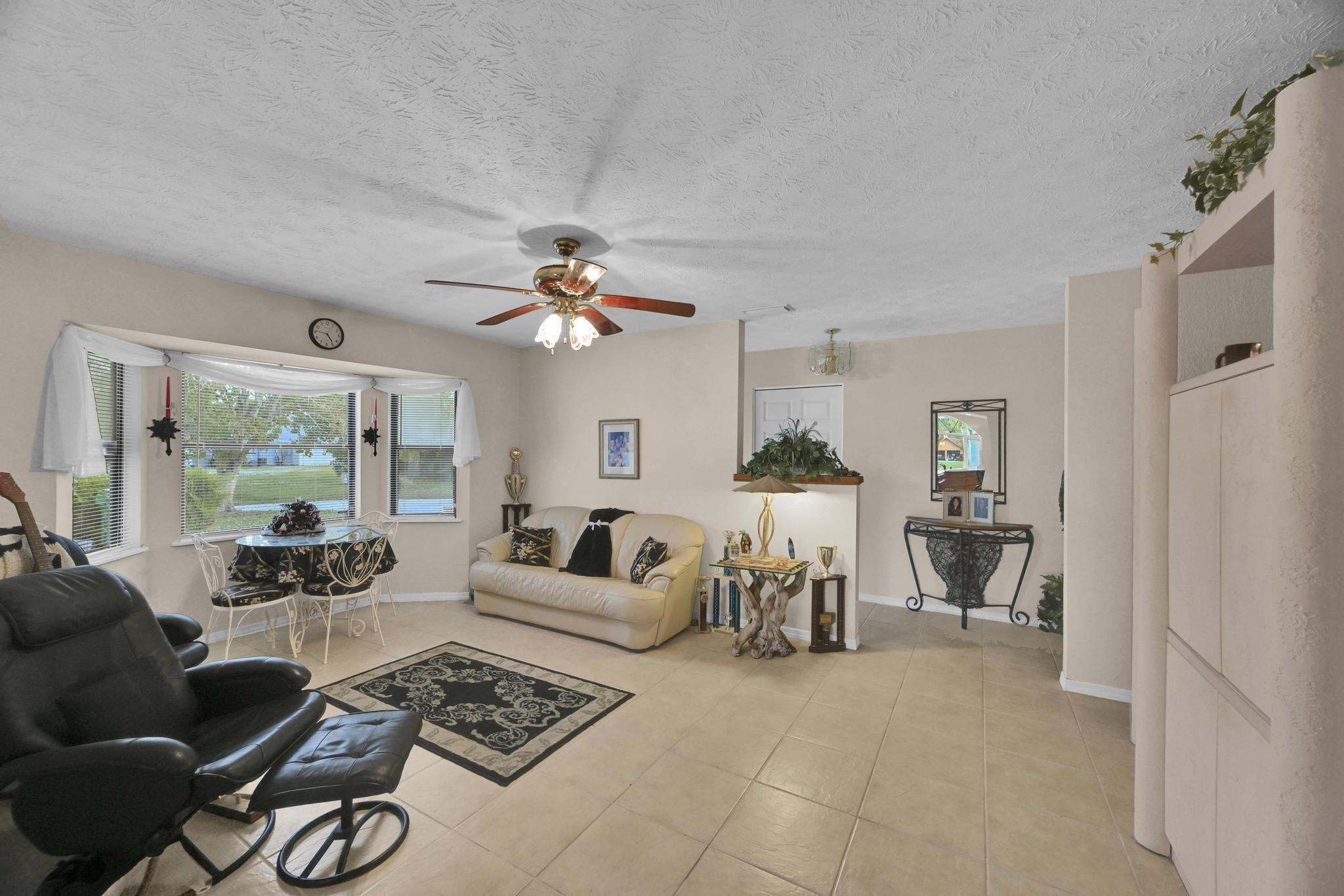 Shadylake Ln, Fort Pierce, FL 34947