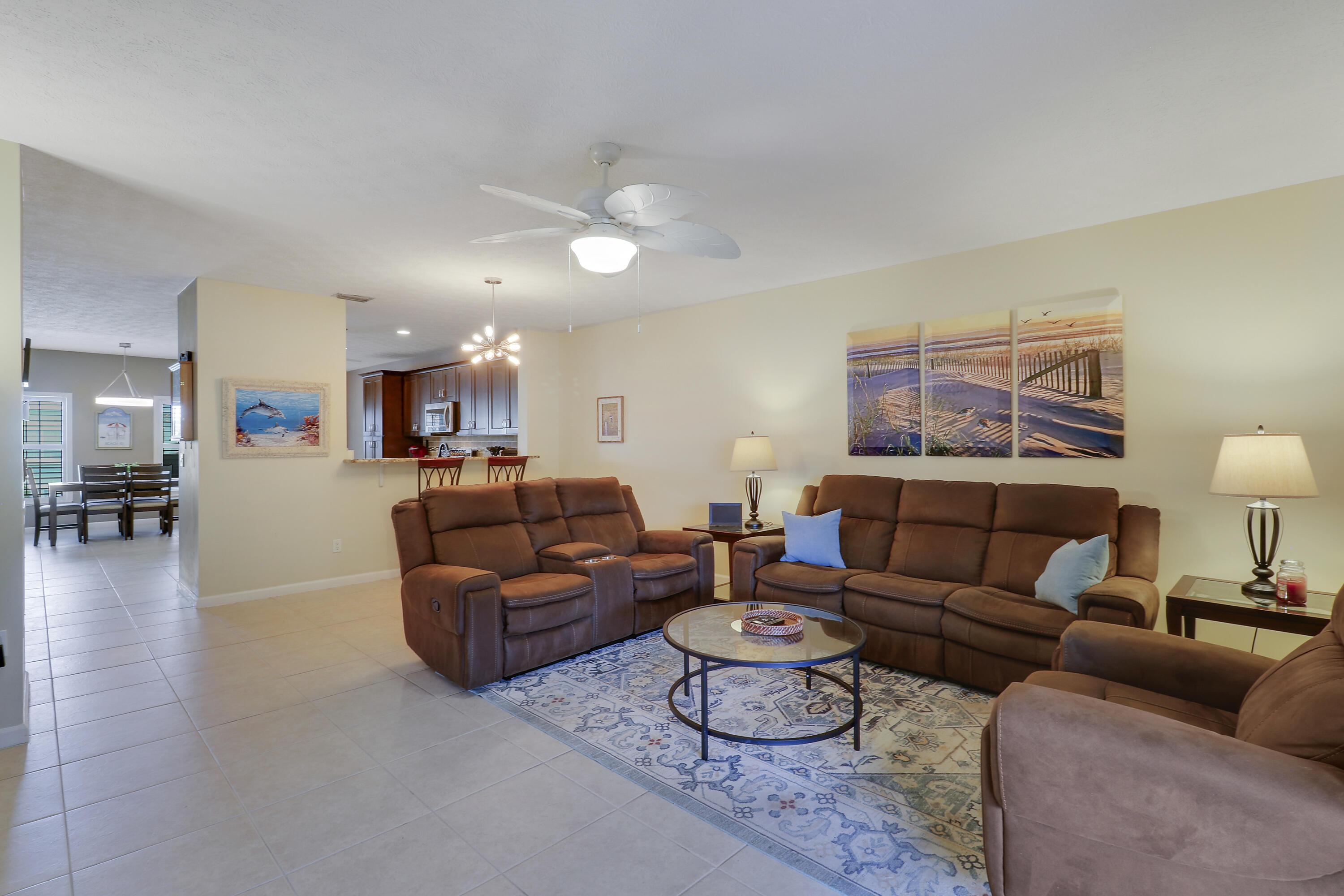 Se Wild Meadow Cir, Port Saint Lucie, FL 34952