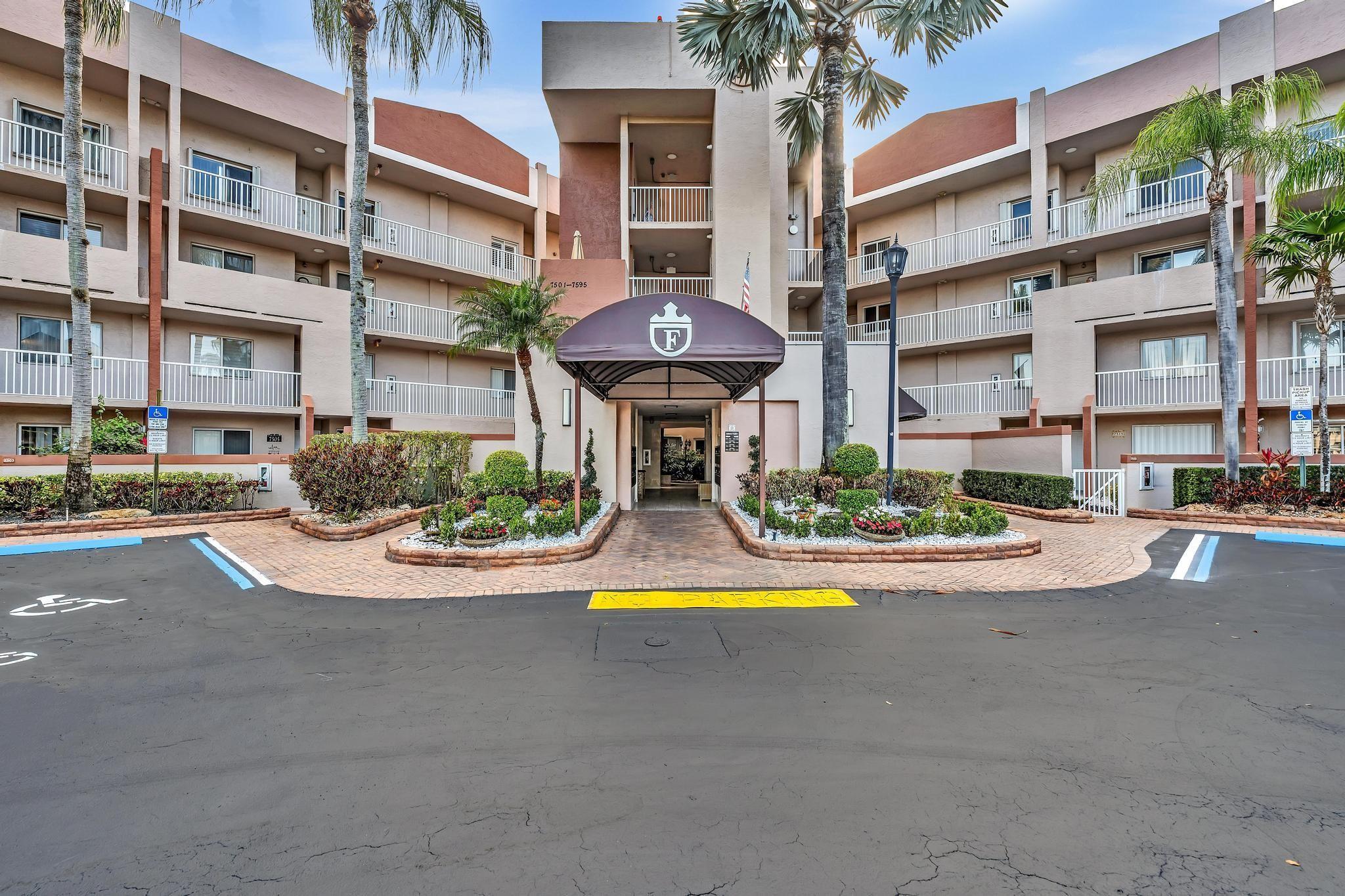 Granville Dr, Tamarac, FL 33321