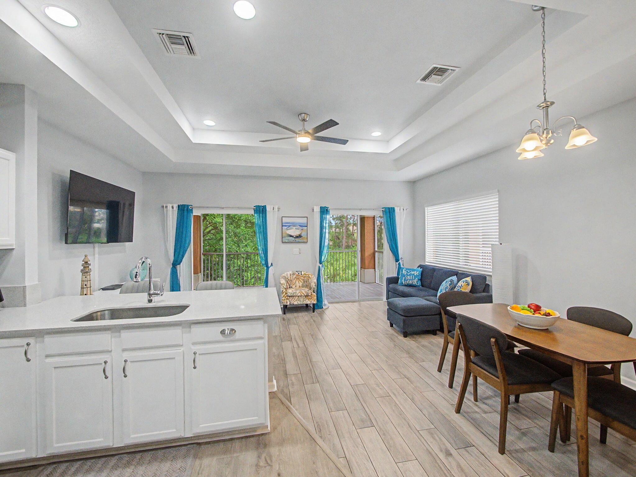 Mulligan Cir, Port Saint Lucie, FL 34986