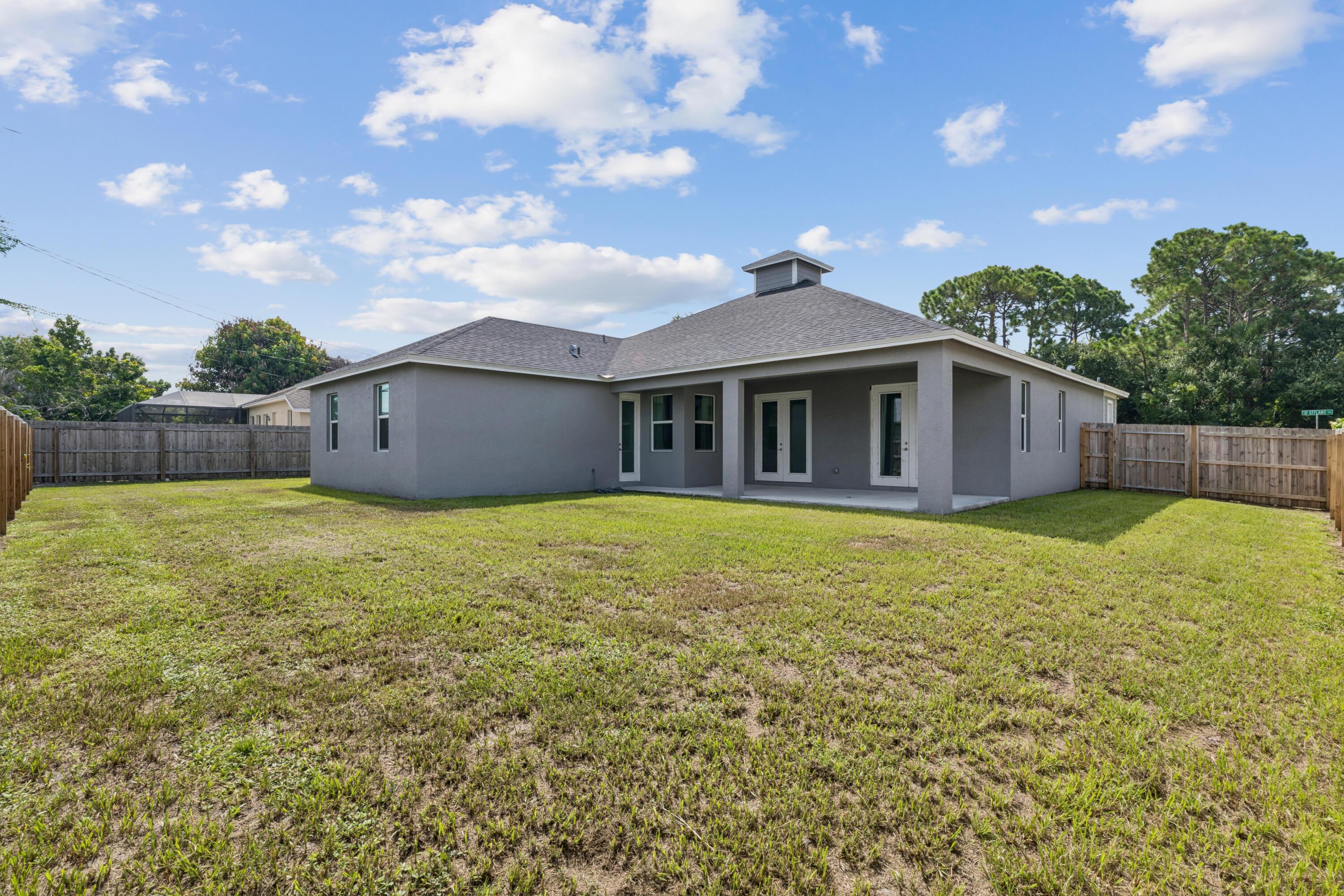 Sw Effland Ave, Port Saint Lucie, FL 34953