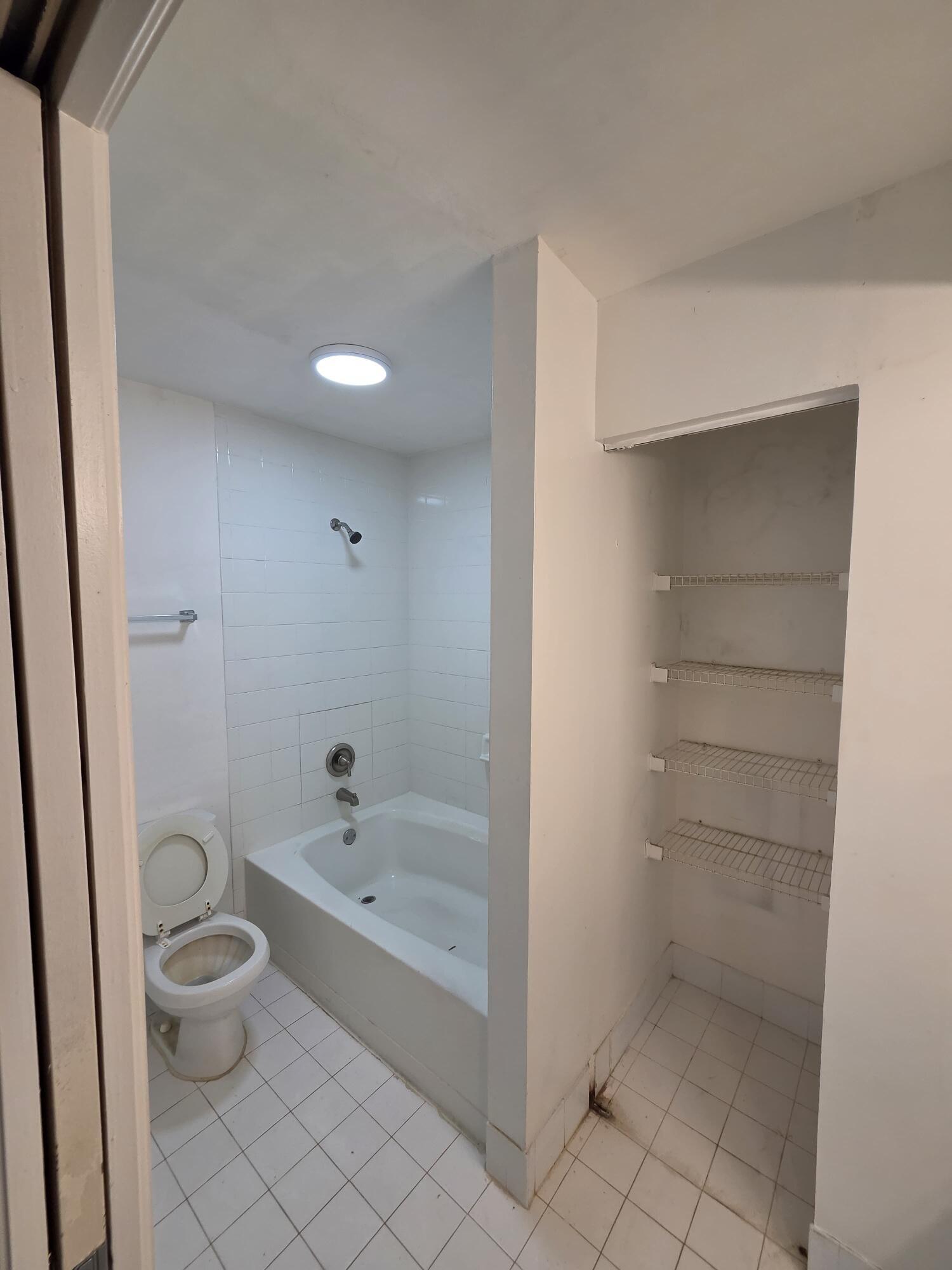 Saint Andrews Pl, Miramar, FL 33025