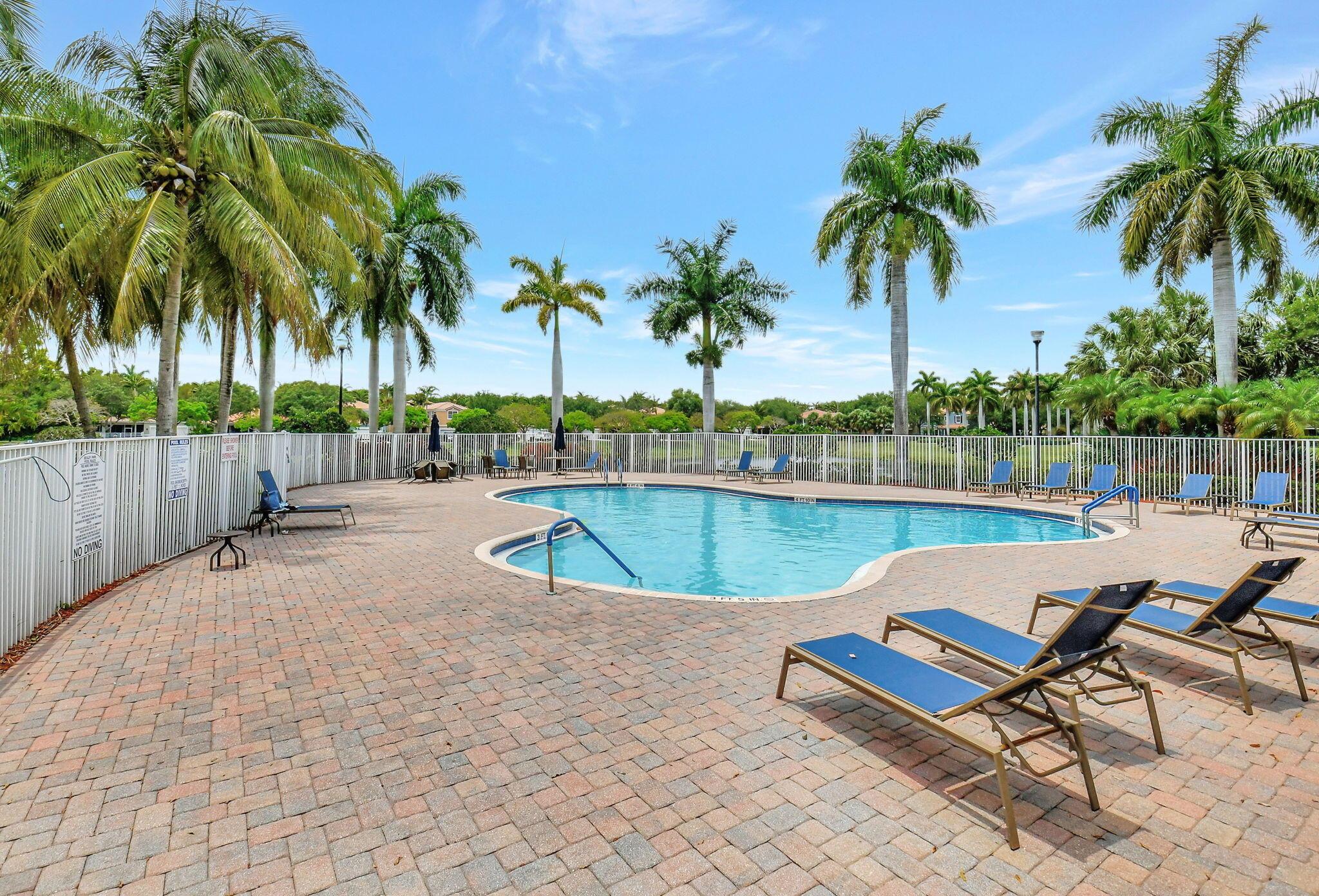 W Wickham Cir, Delray Beach, FL 33445