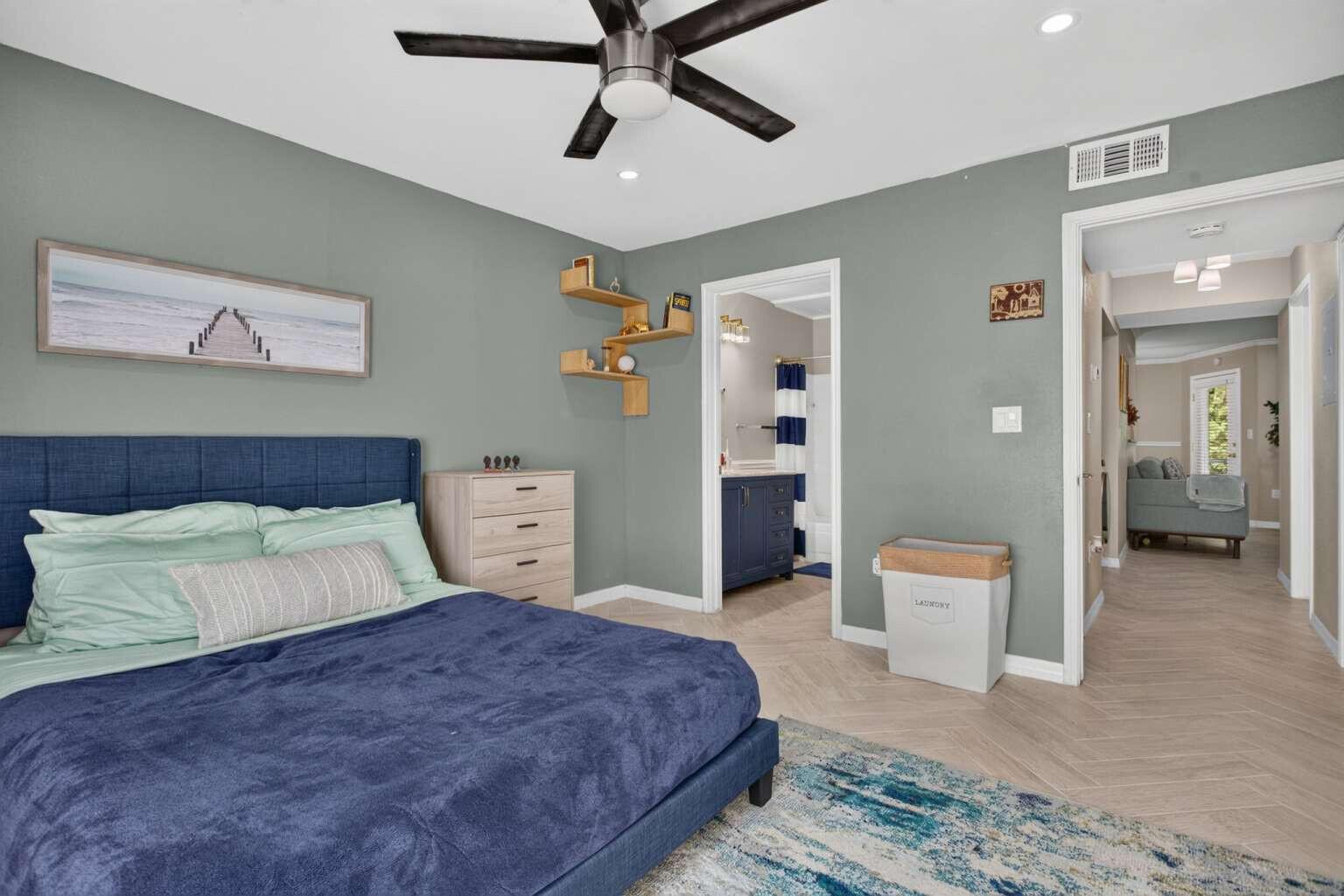 Nw 33rd St, Oakland Park, FL 33309