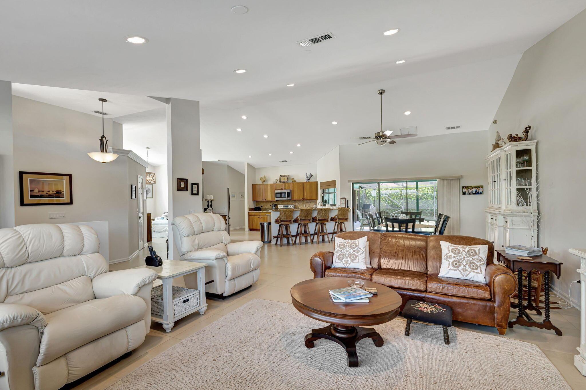 Se Seabreeze Ct, Hobe Sound, FL 33455