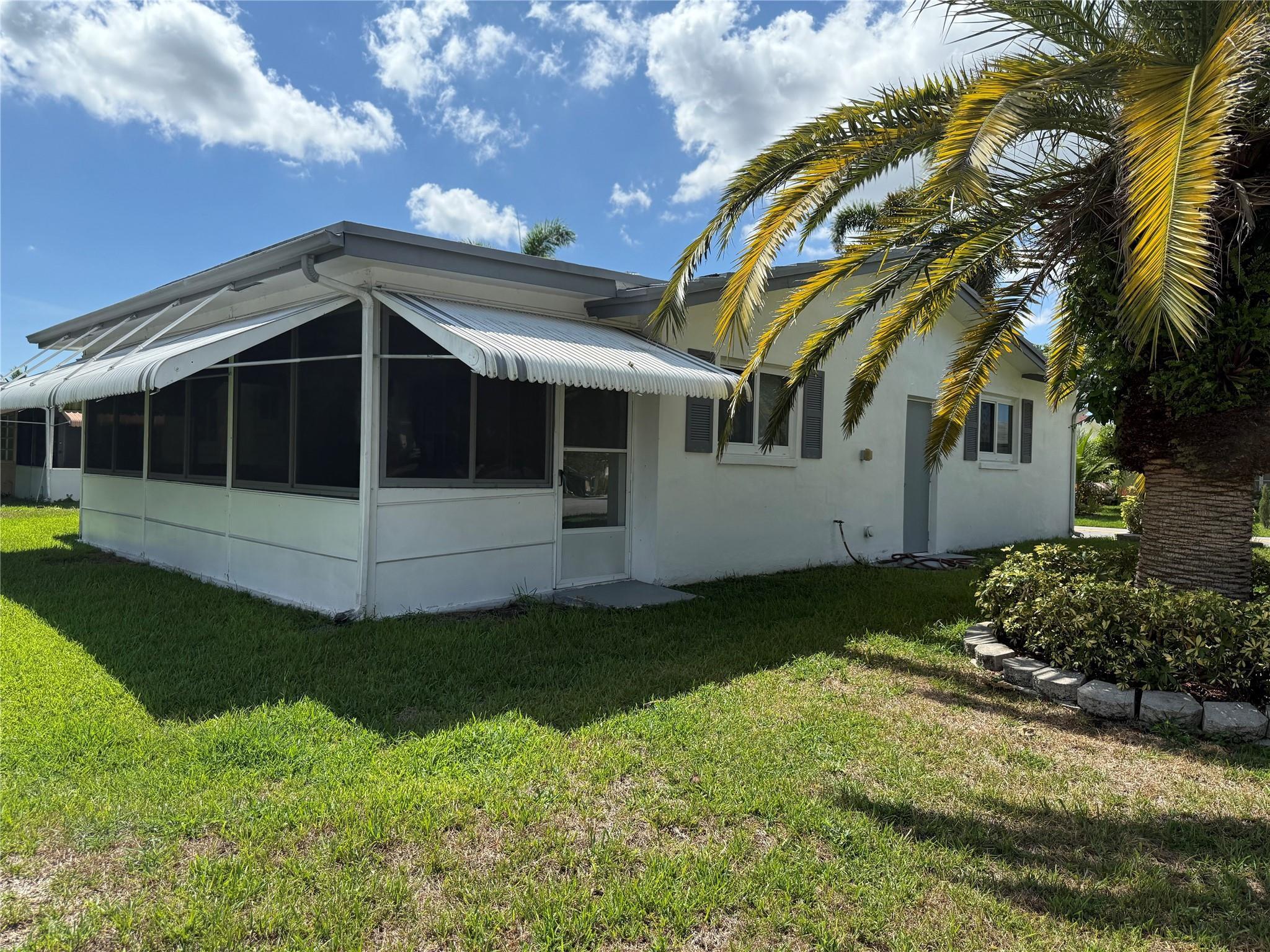 Nw 49th St, Tamarac, FL 33319